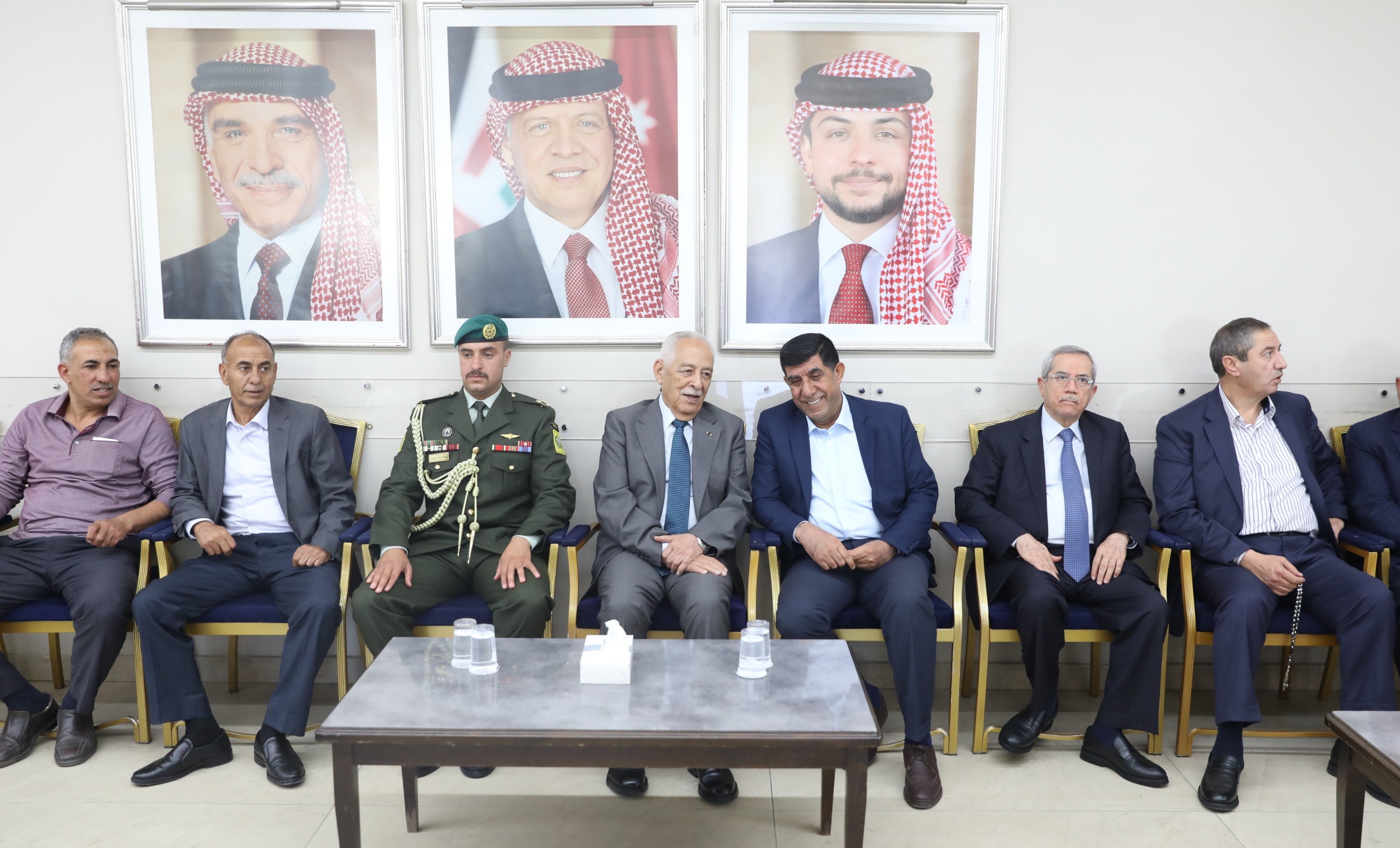 Madar Al-Saa Images 0.402833274342983