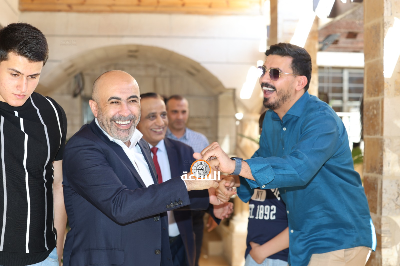 Madar Al-Saa Images 0.9604059378906868