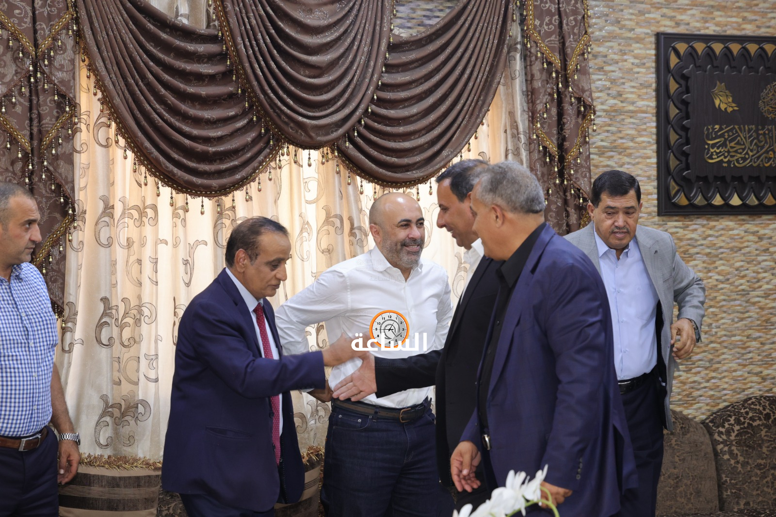 Madar Al-Saa Images 0.92398370536347