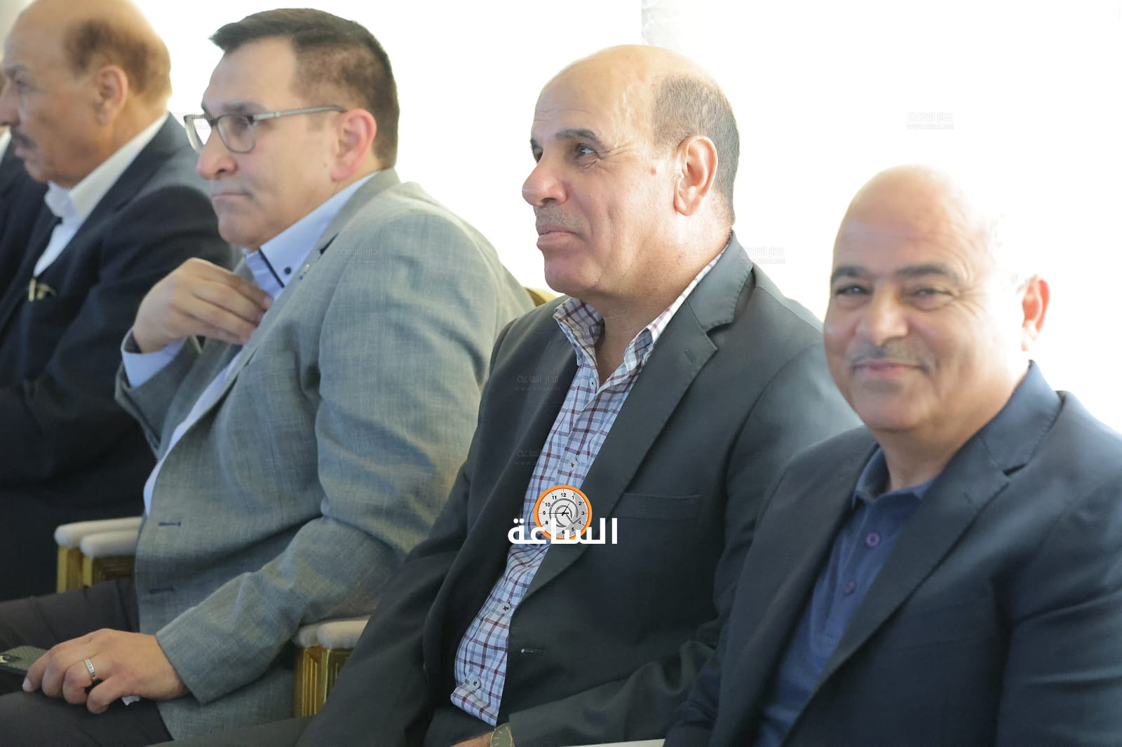 Madar Al-Saa Images 0.4140072267717799