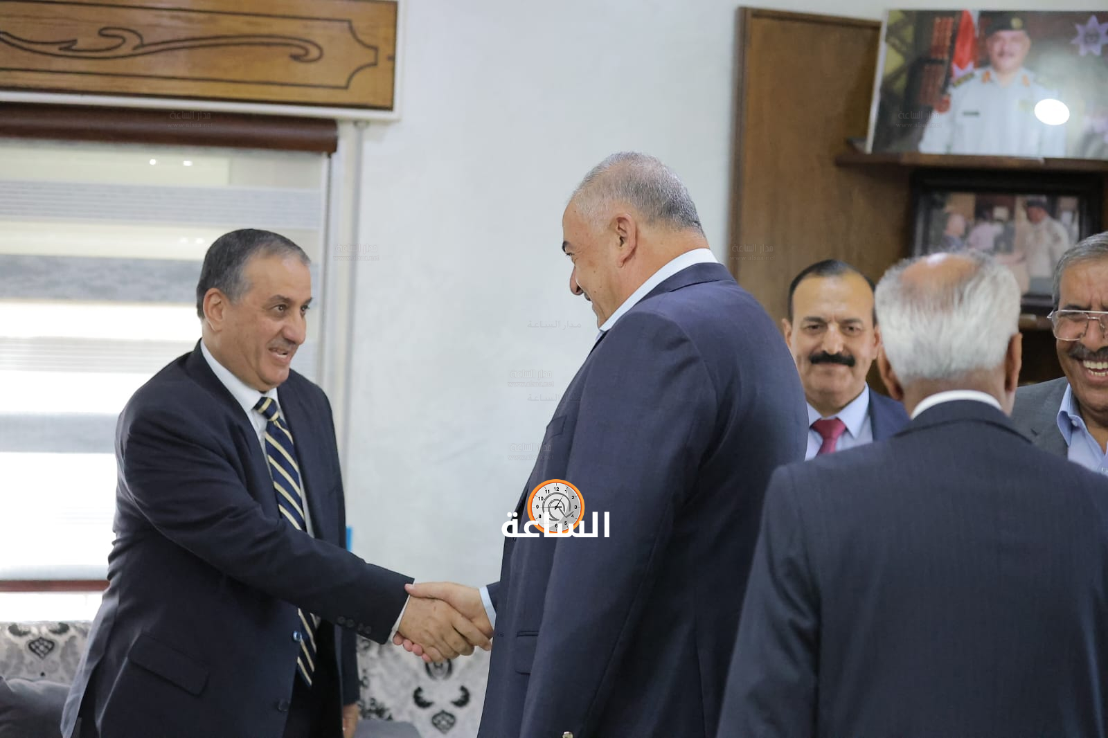 Madar Al-Saa Images 0.7632704356972203