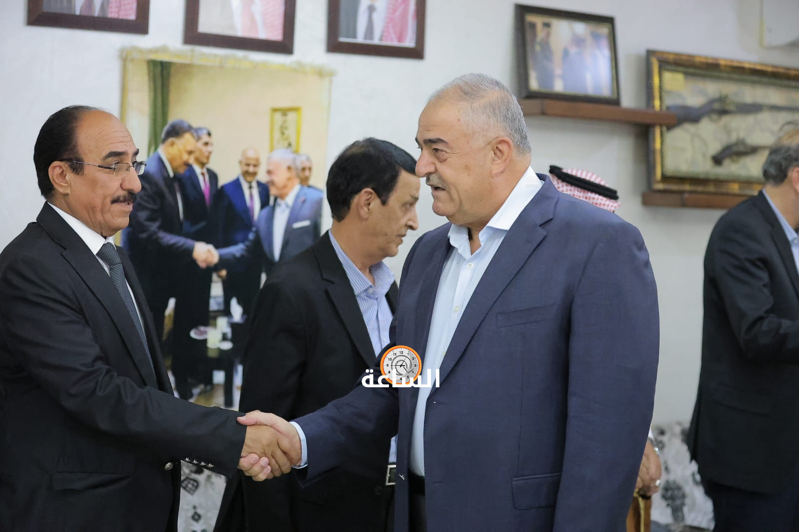 Madar Al-Saa Images 0.6771515329638619
