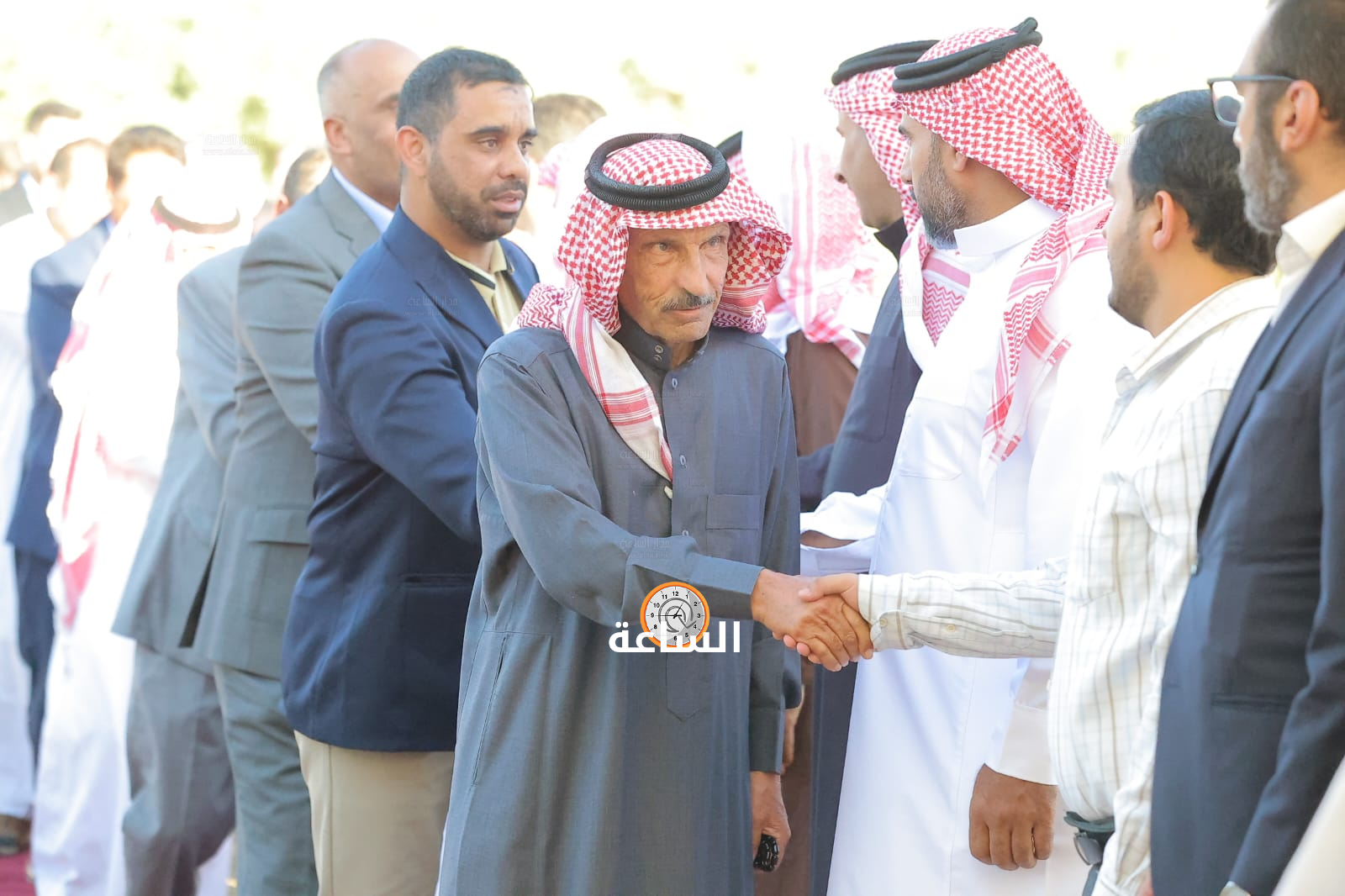 Madar Al-Saa Images 0.8409730346039543