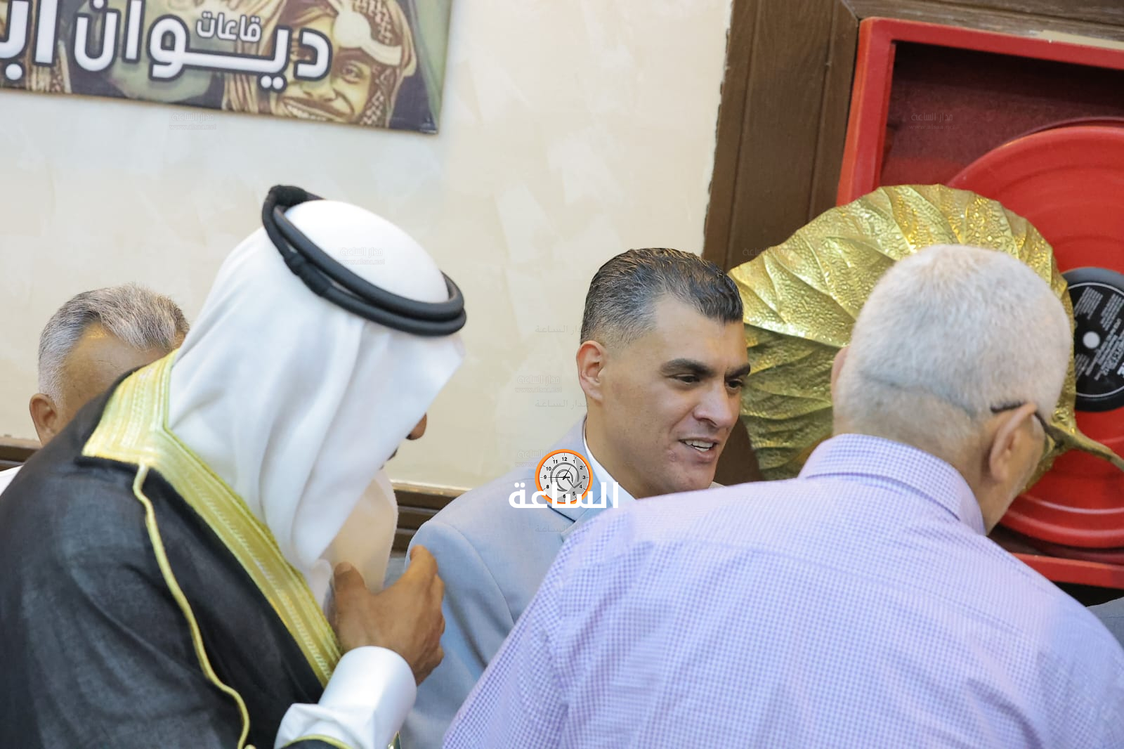 Madar Al-Saa Images 0.46960034584011134