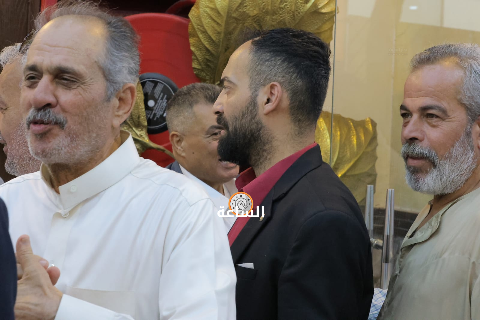 Madar Al-Saa Images 0.4278295446186827