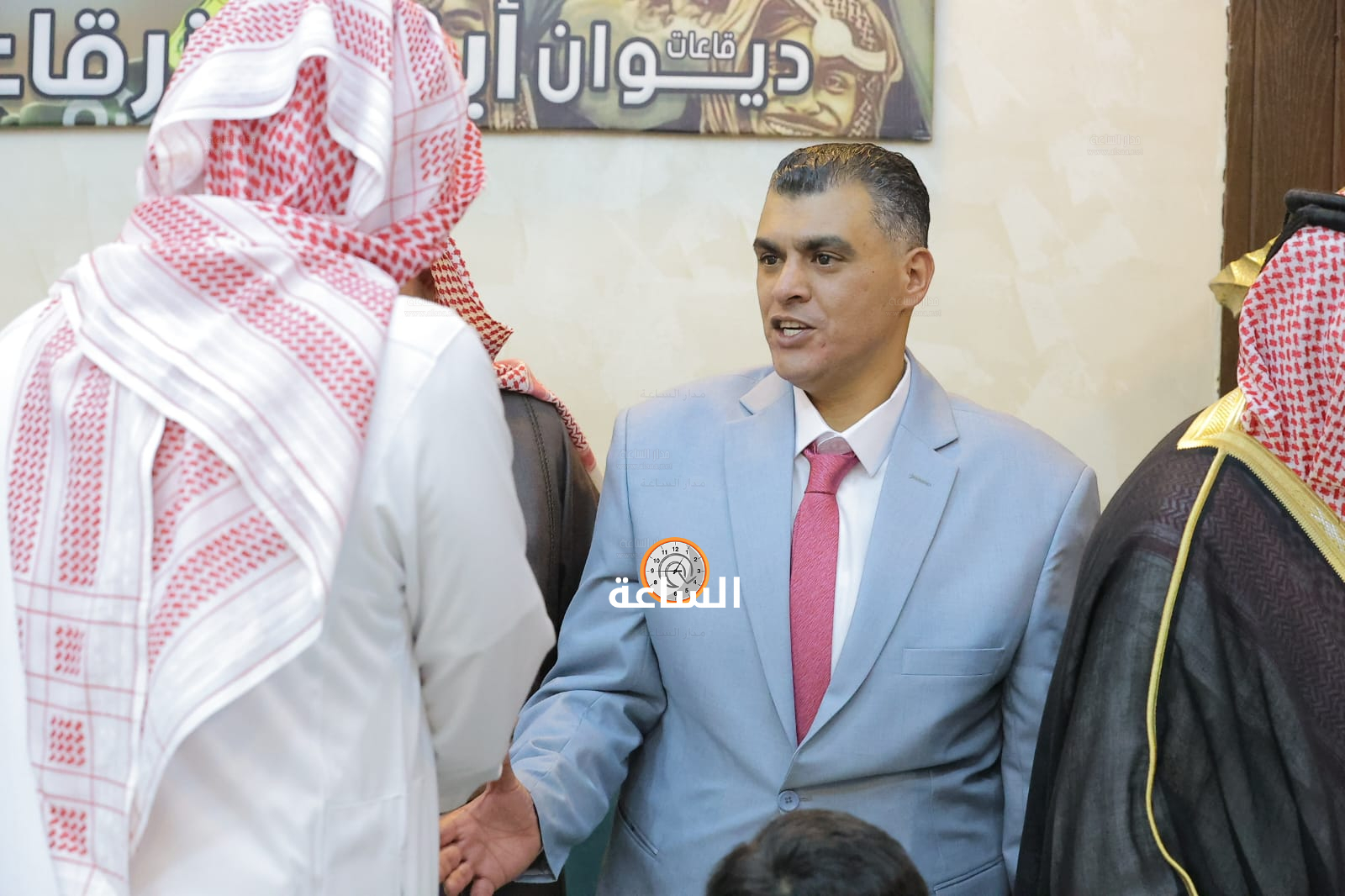 Madar Al-Saa Images 0.7698310169785992