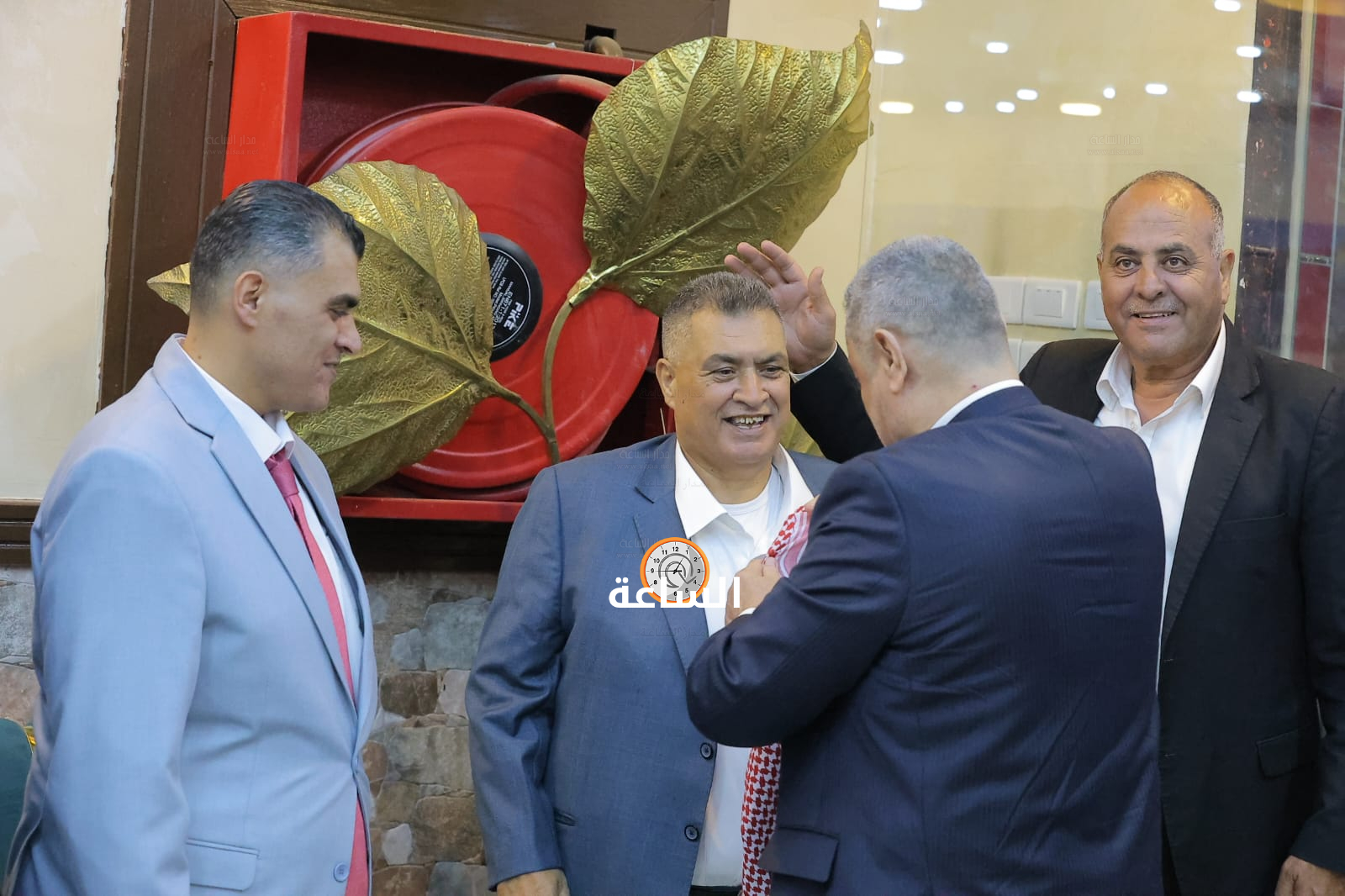 Madar Al-Saa Images 0.9563660614348769