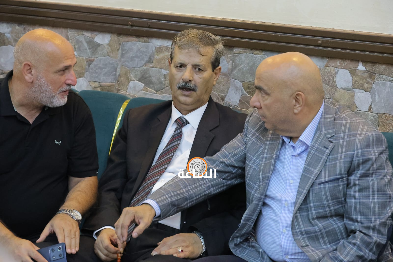 Madar Al-Saa Images 0.8117643993413574