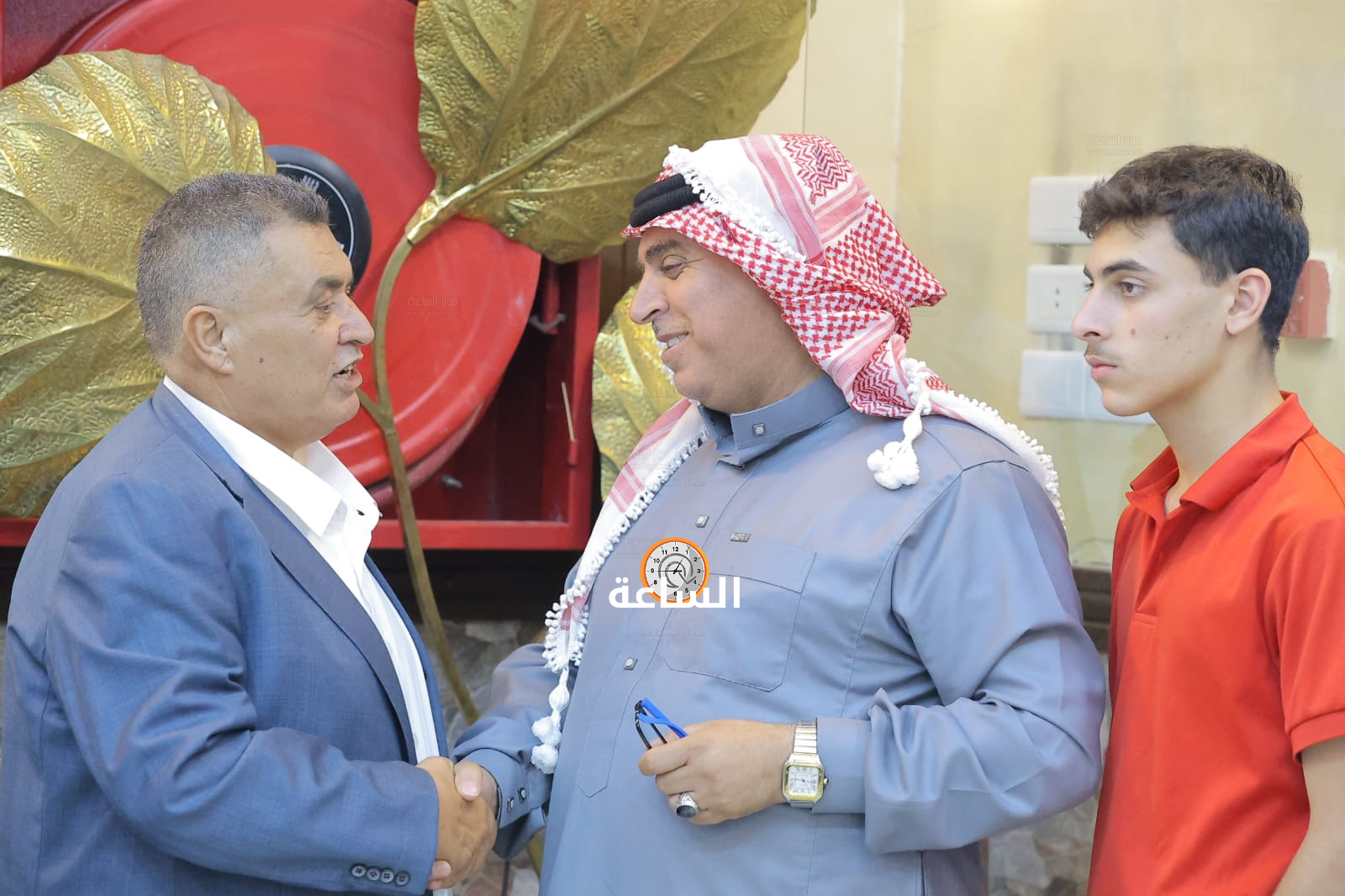 Madar Al-Saa Images 0.04385145829219117