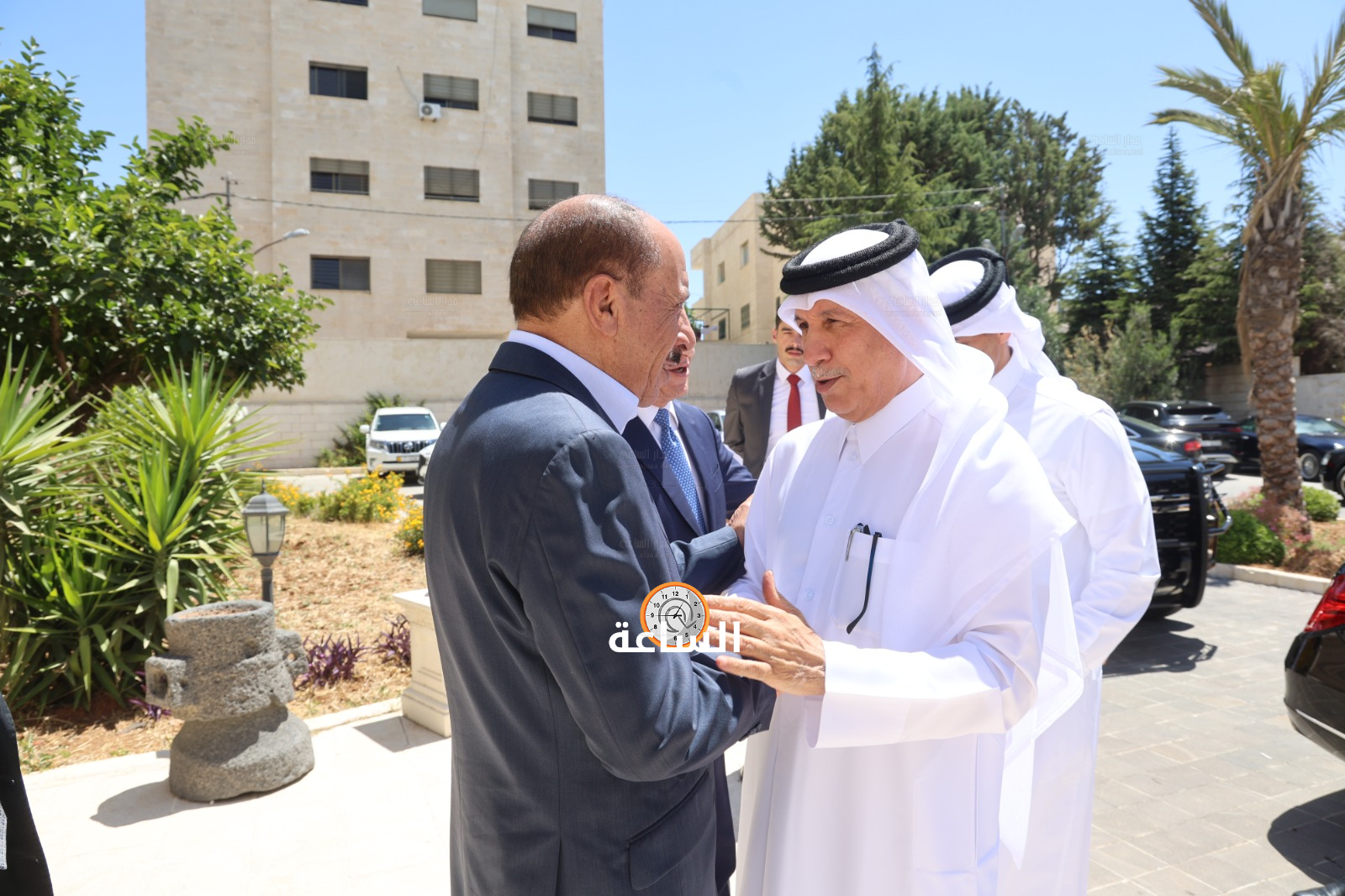 Madar Al-Saa Images 0.004769493083729981