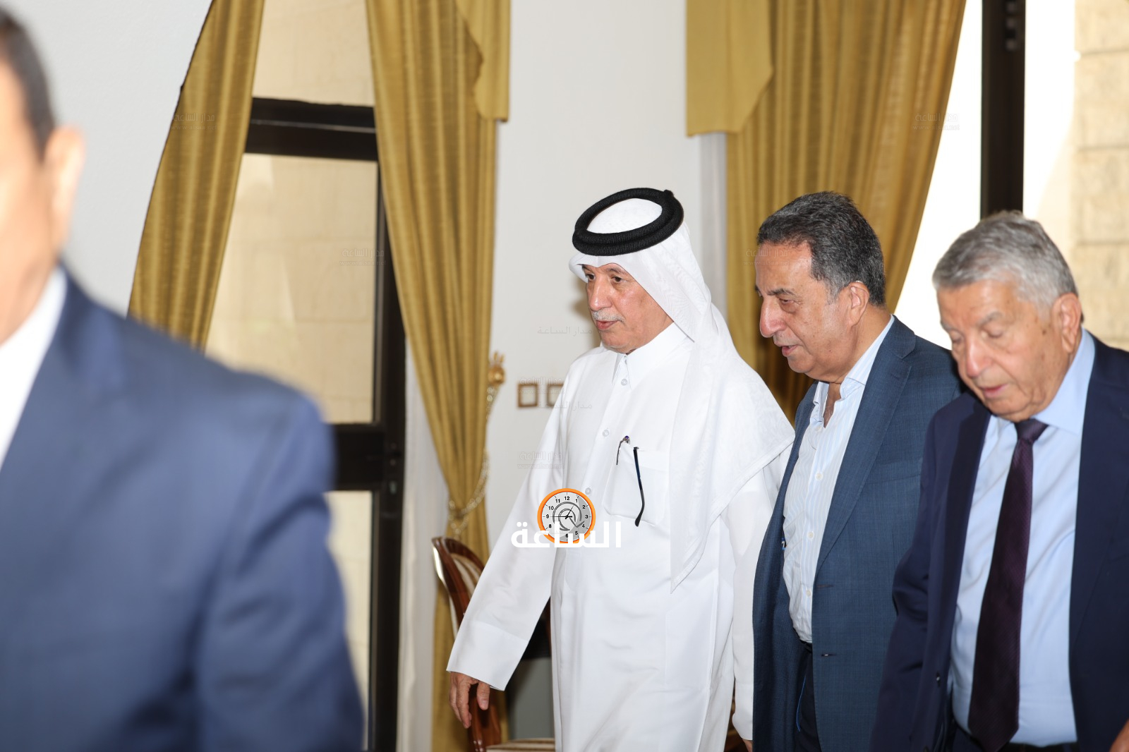 Madar Al-Saa Images 0.9642412528494316