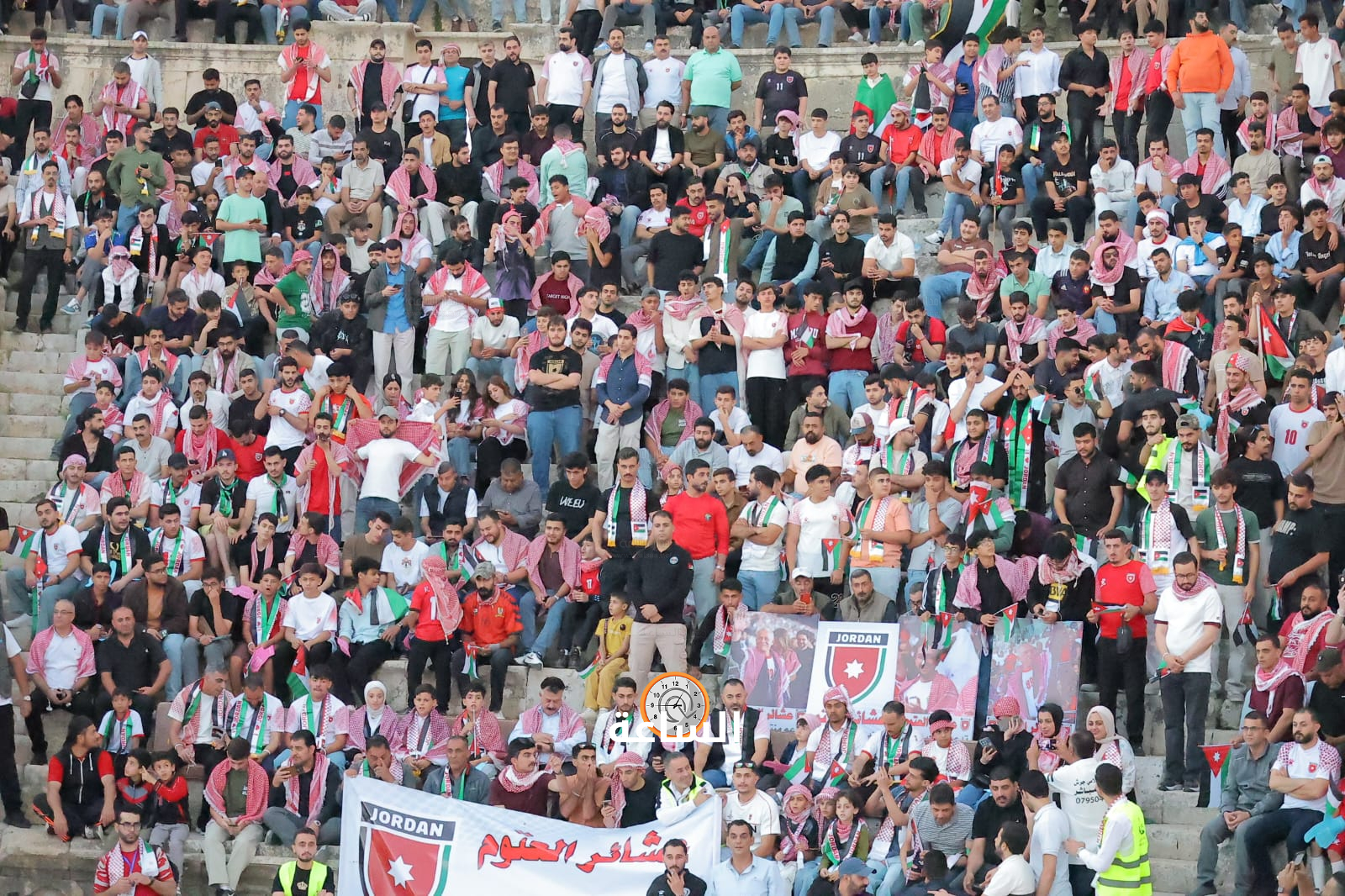 Madar Al-Saa Images 0.7040919338096843