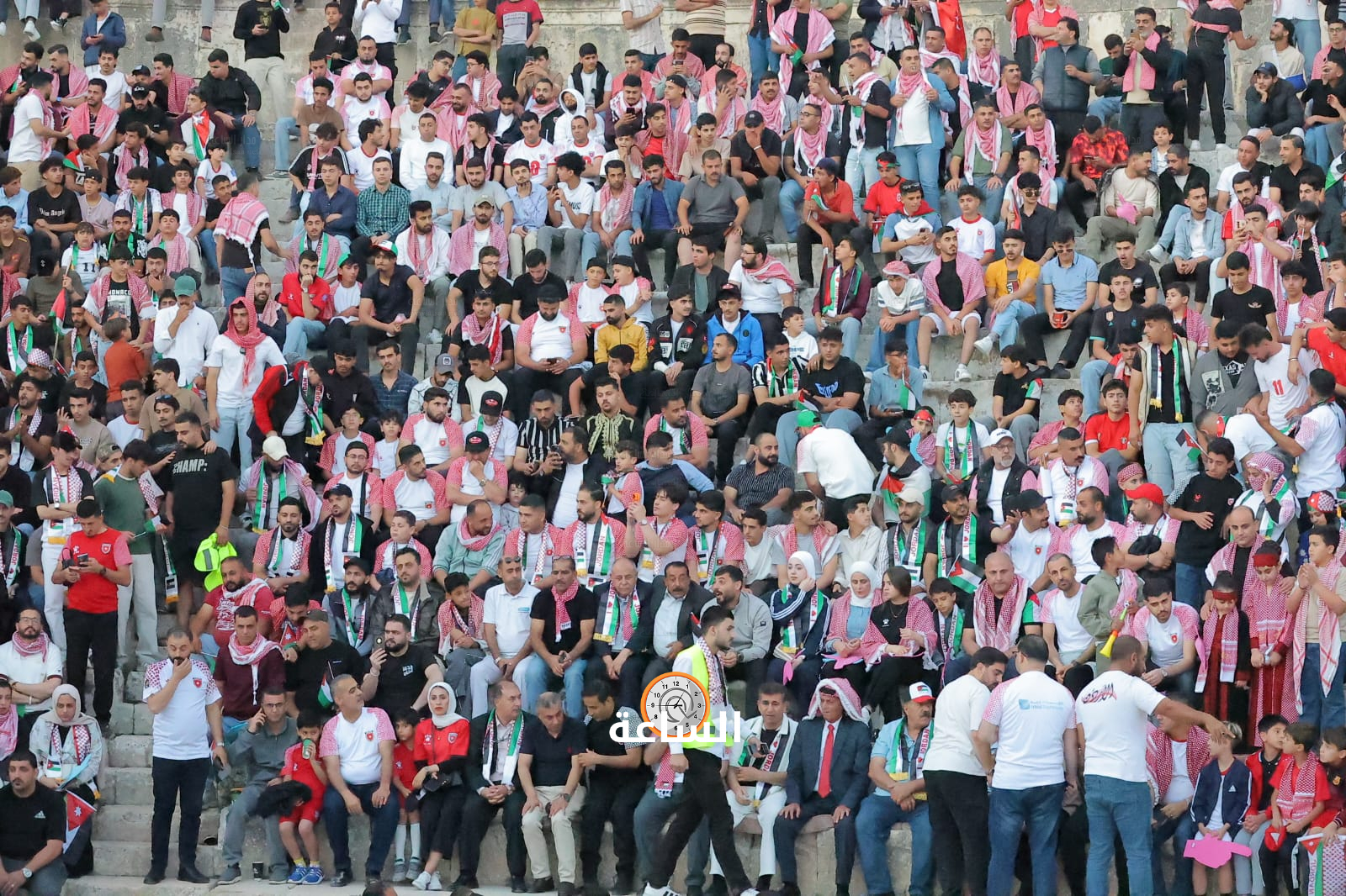 Madar Al-Saa Images 0.13516475577788667