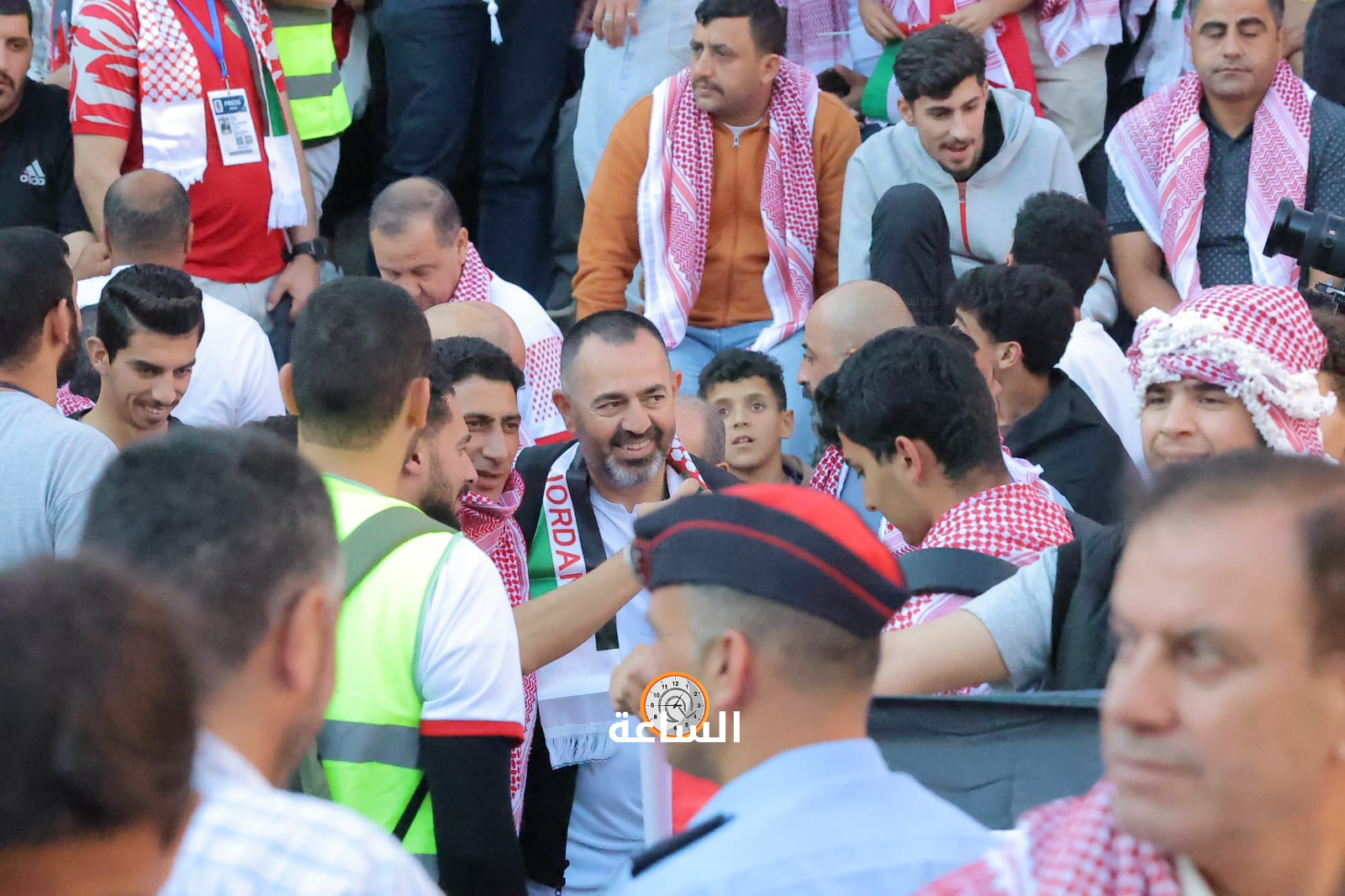Madar Al-Saa Images 0.15205044344735108
