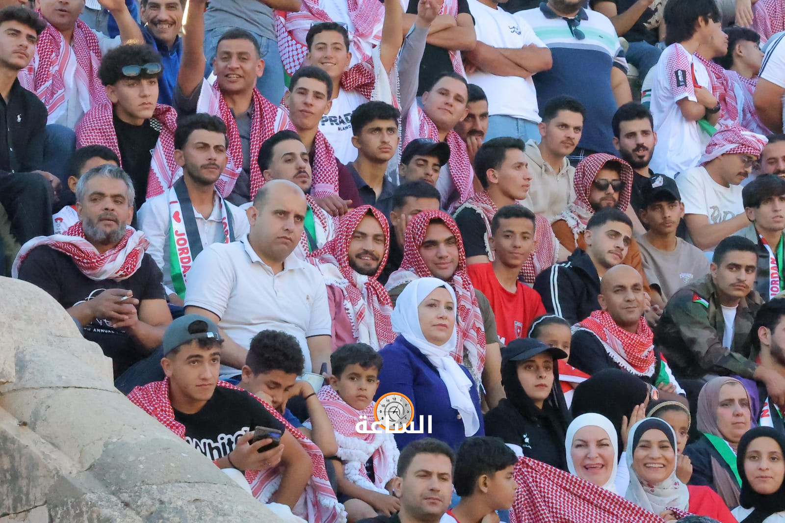 Madar Al-Saa Images 0.14398754587871077