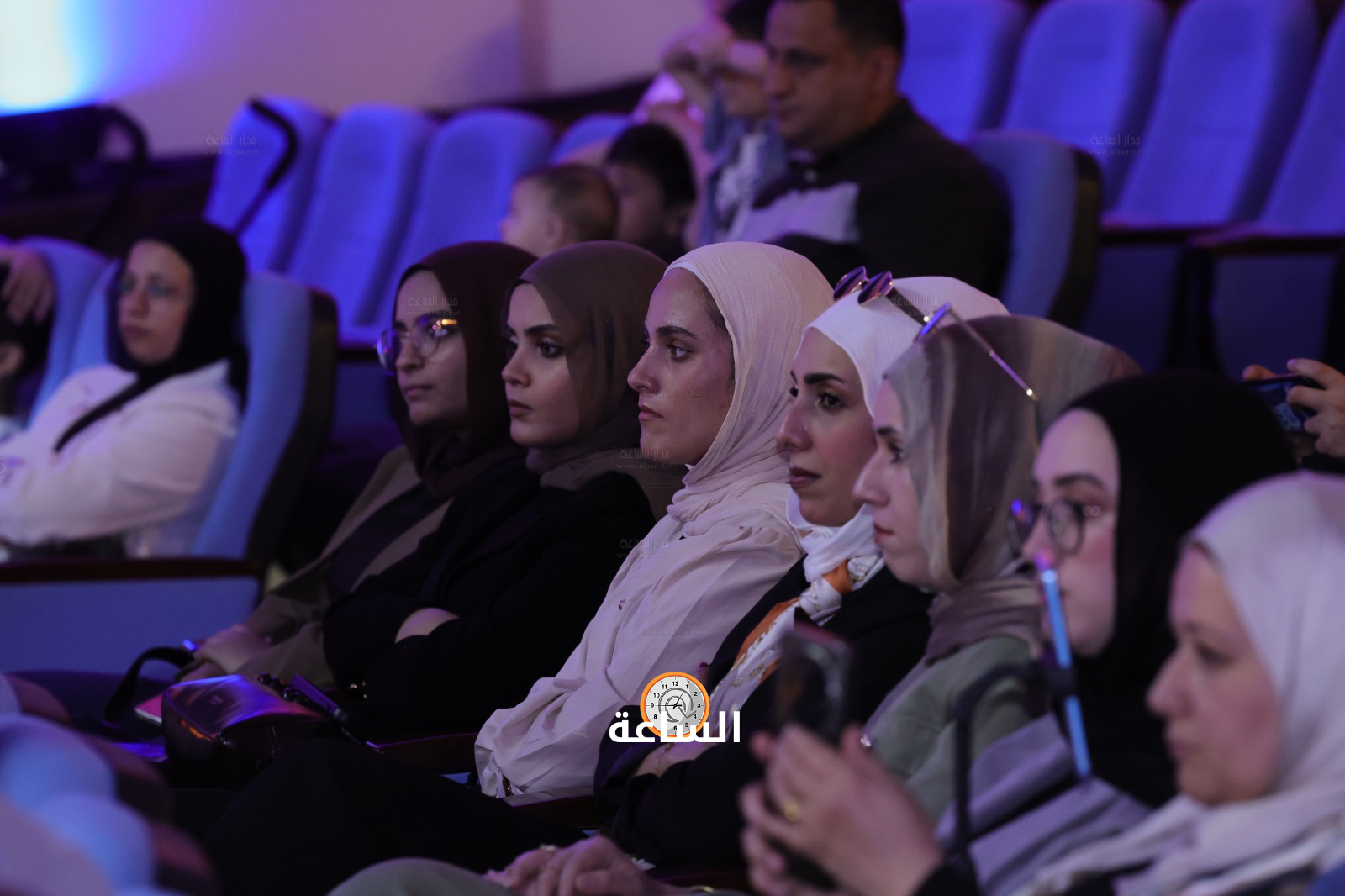 Madar Al-Saa Images 0.8019588365505417