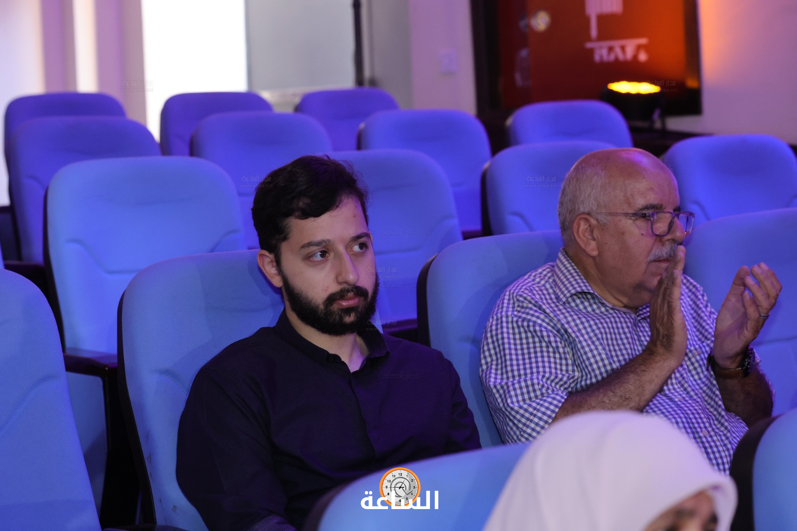 Madar Al-Saa Images 0.7415930659997709