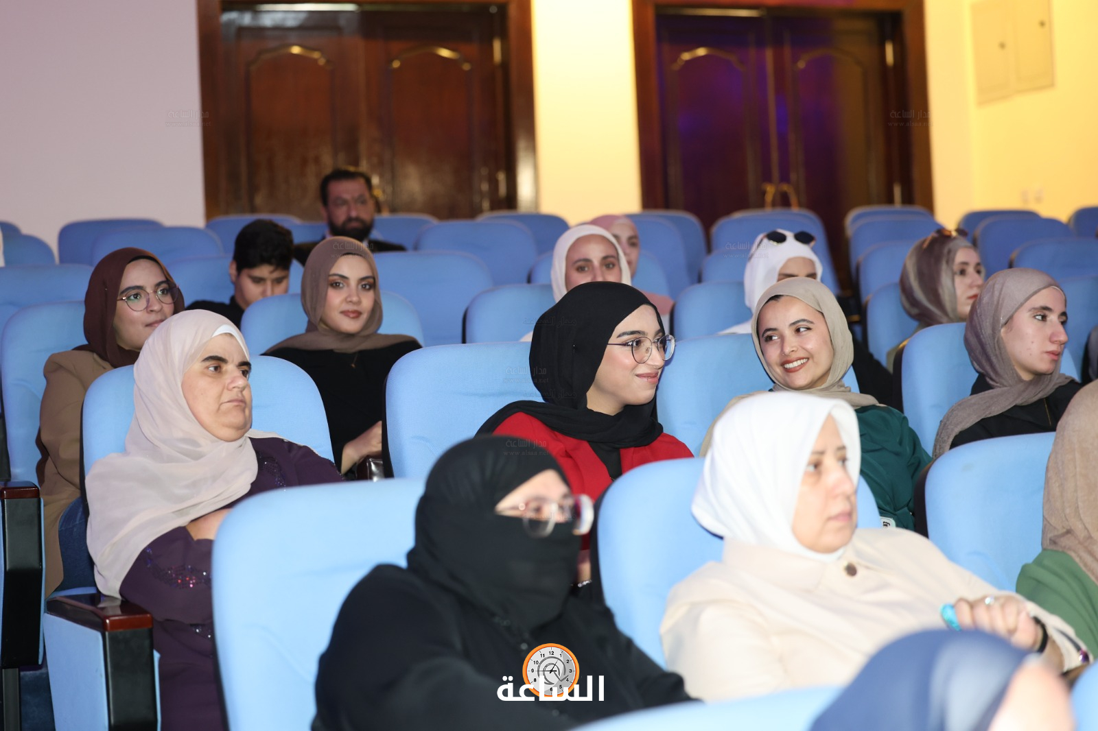 Madar Al-Saa Images 0.6610715232882997