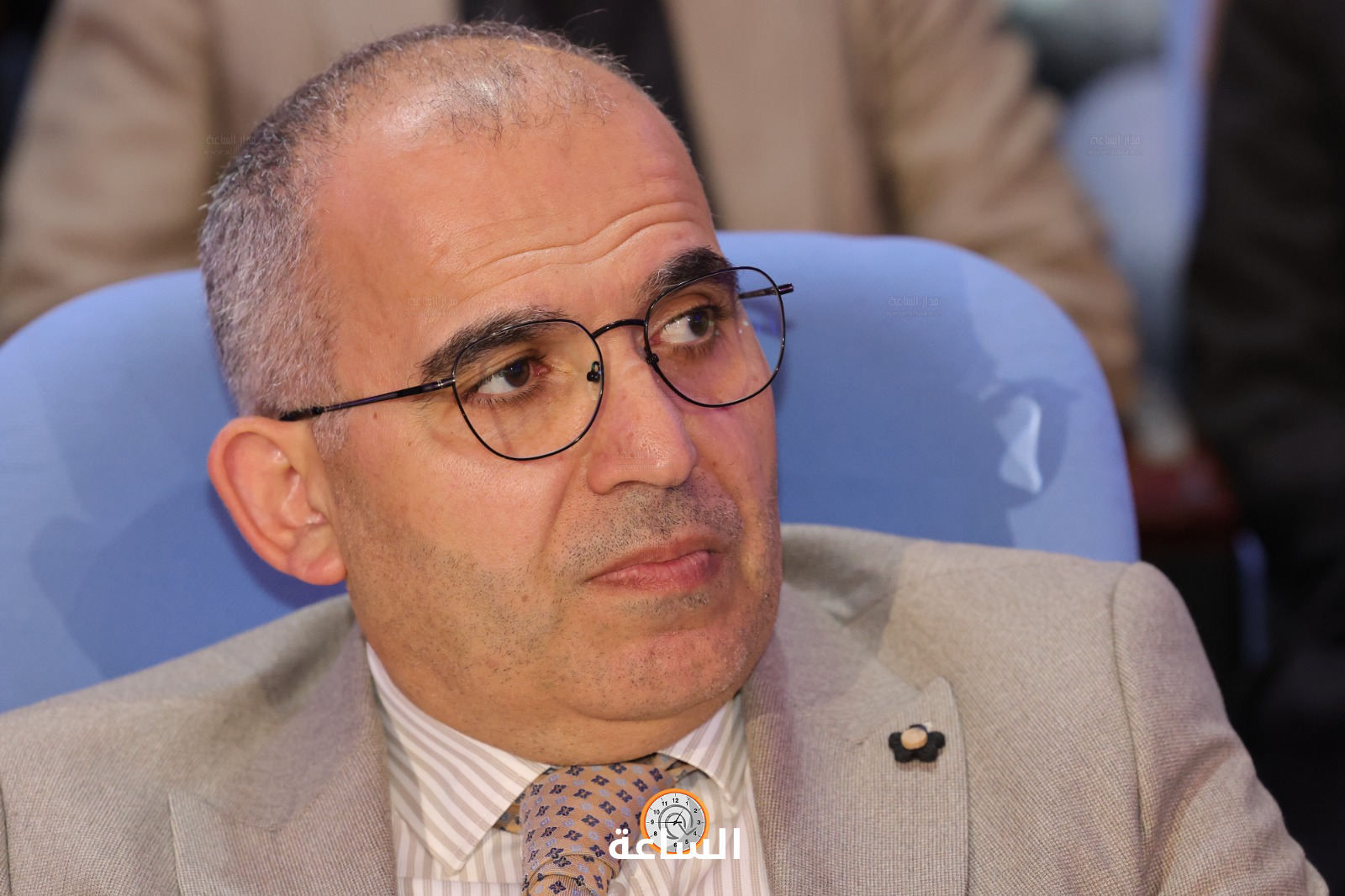 Madar Al-Saa Images 0.610925668225325