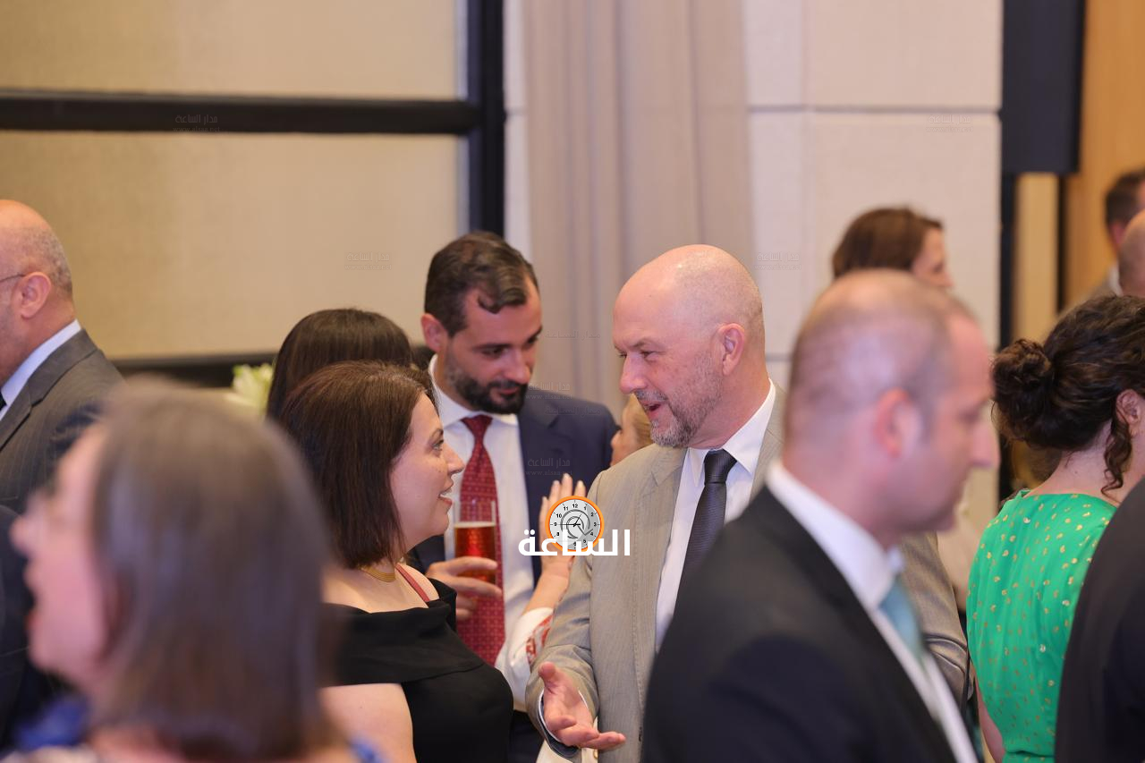 Madar Al-Saa Images 0.7365952737981916
