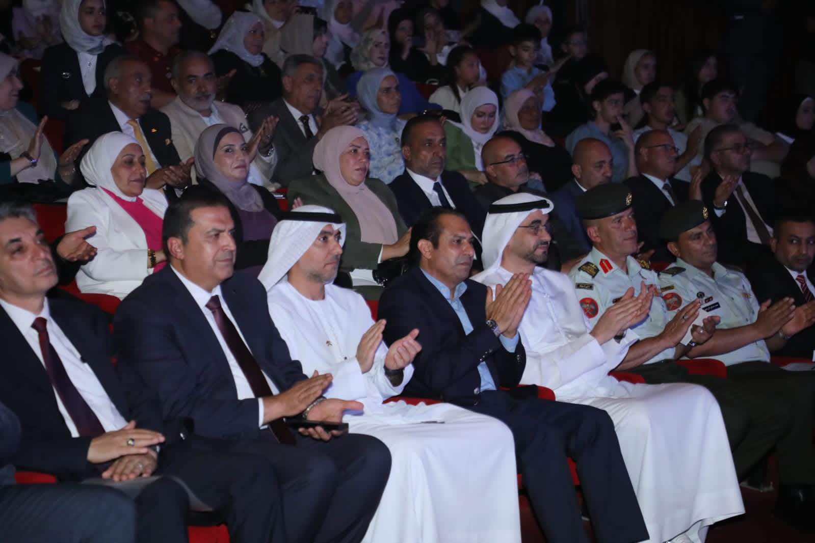 Madar Al-Saa Images 0.2210914212171744