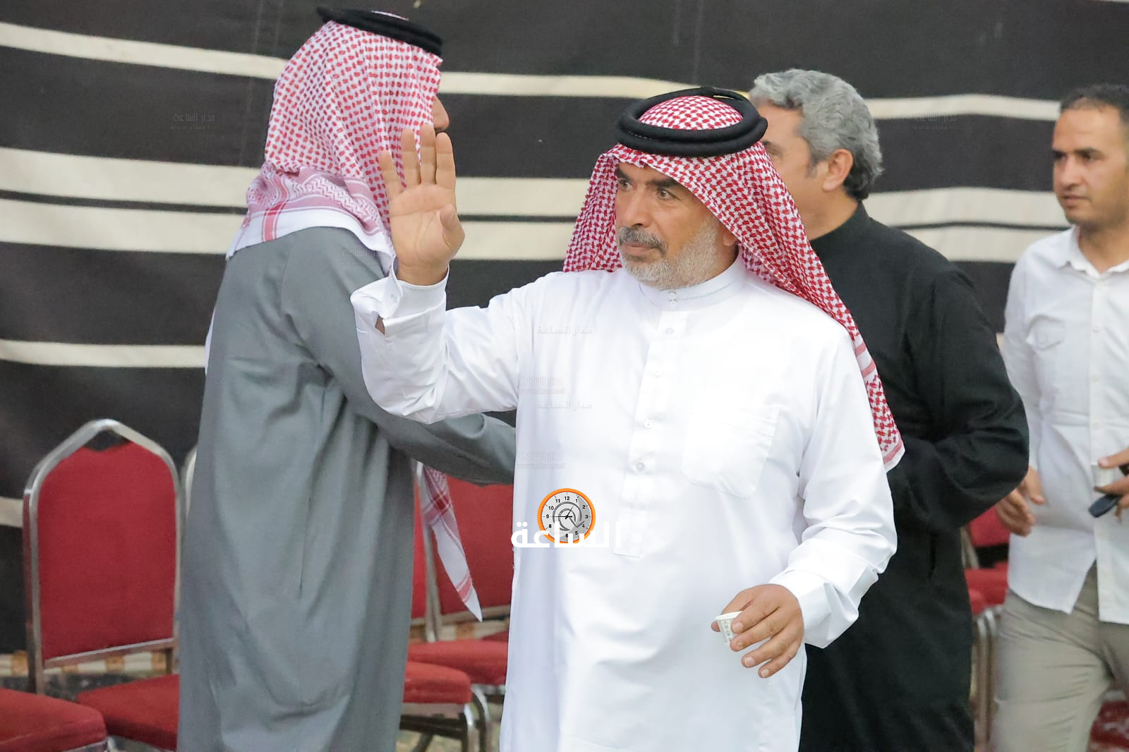 Madar Al-Saa Images 0.4006063241409058