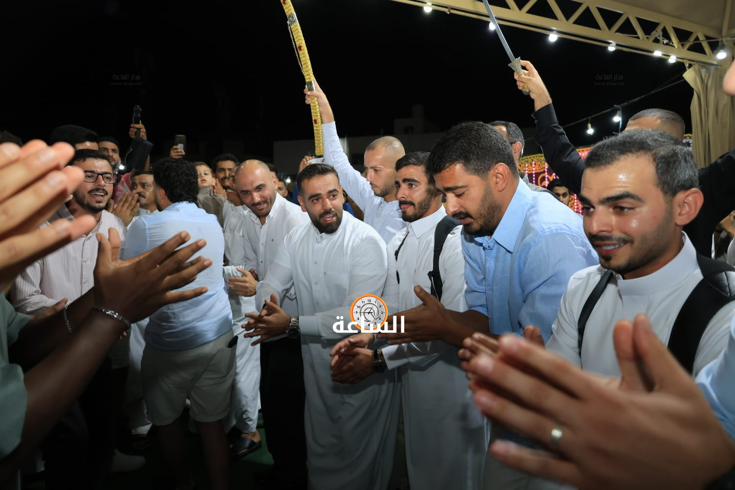 Madar Al-Saa Images 0.33807094865592746