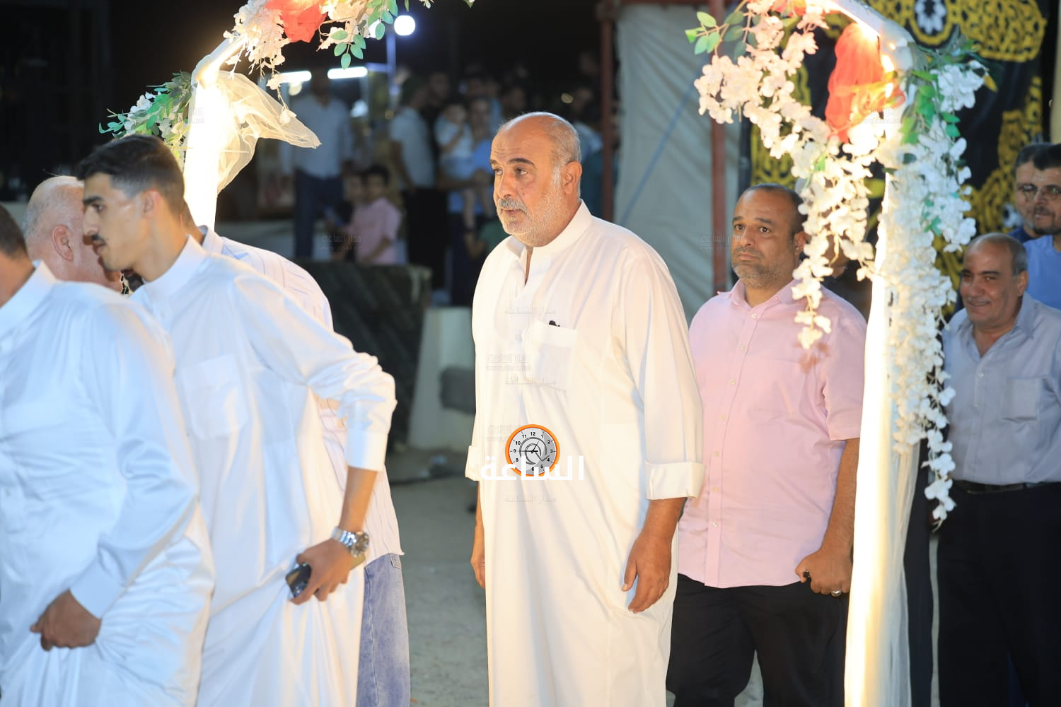 Madar Al-Saa Images 0.4223350863872124