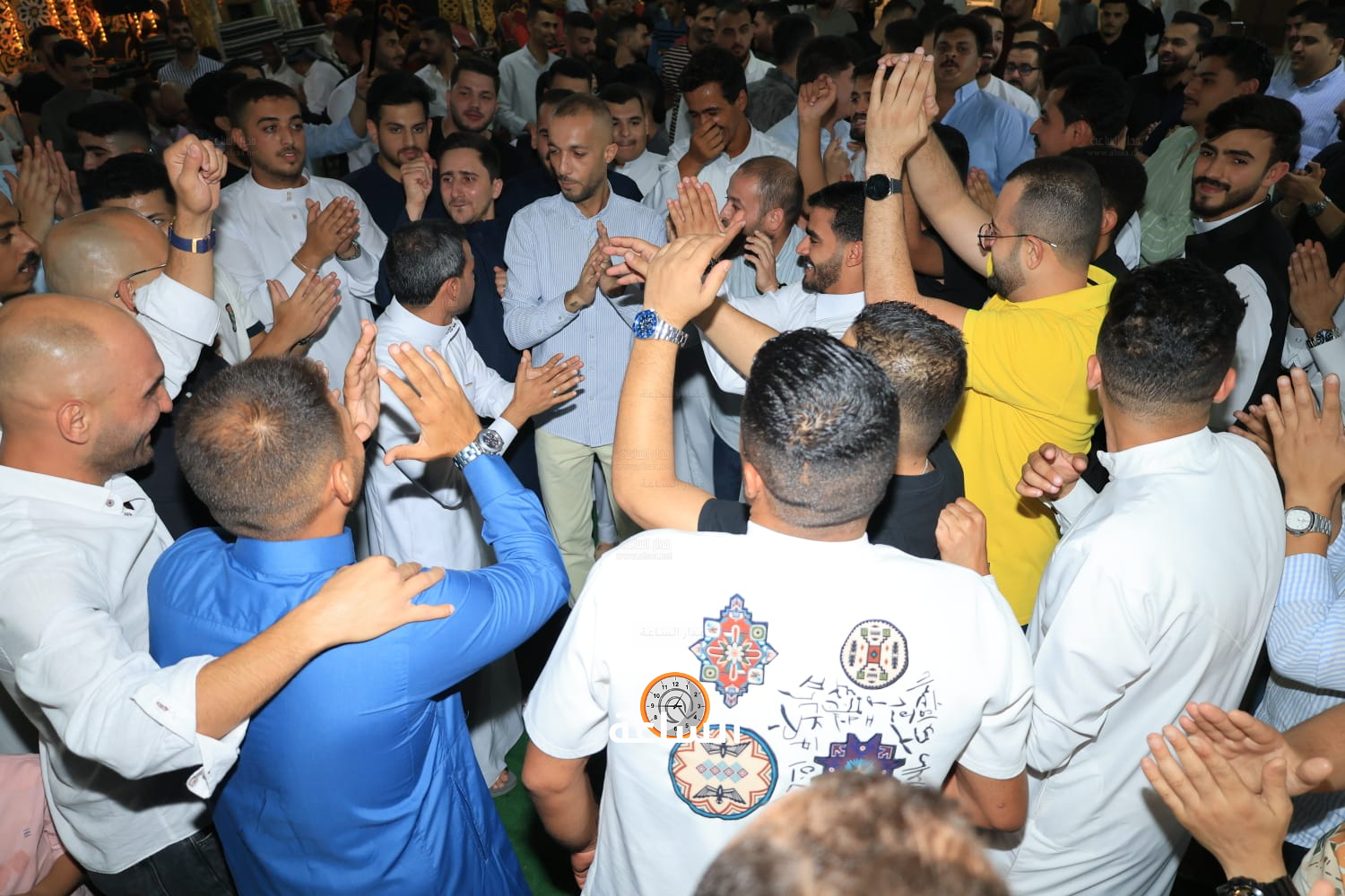 Madar Al-Saa Images 0.9790452473459872