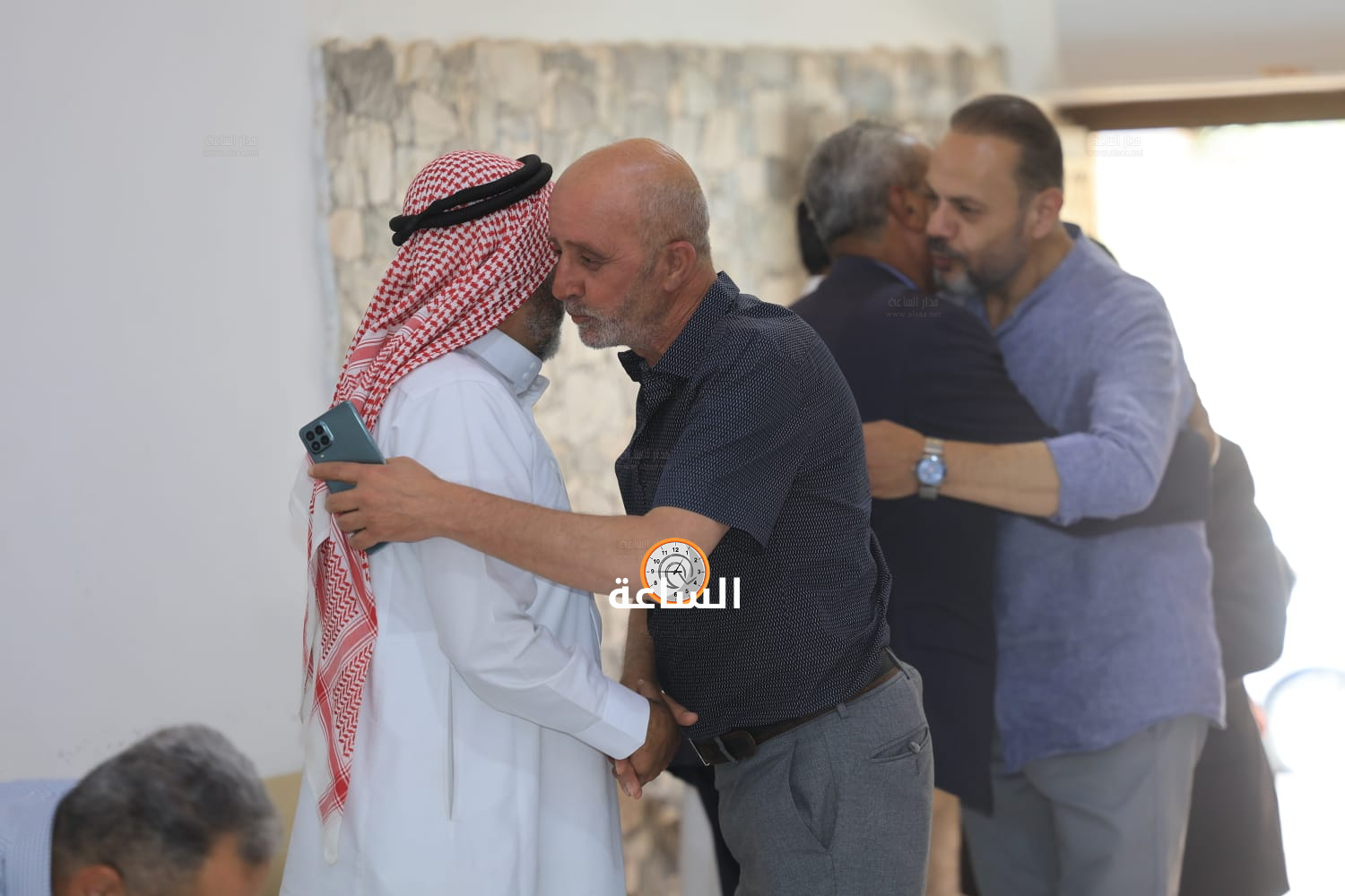 Madar Al-Saa Images 0.6966750694496837