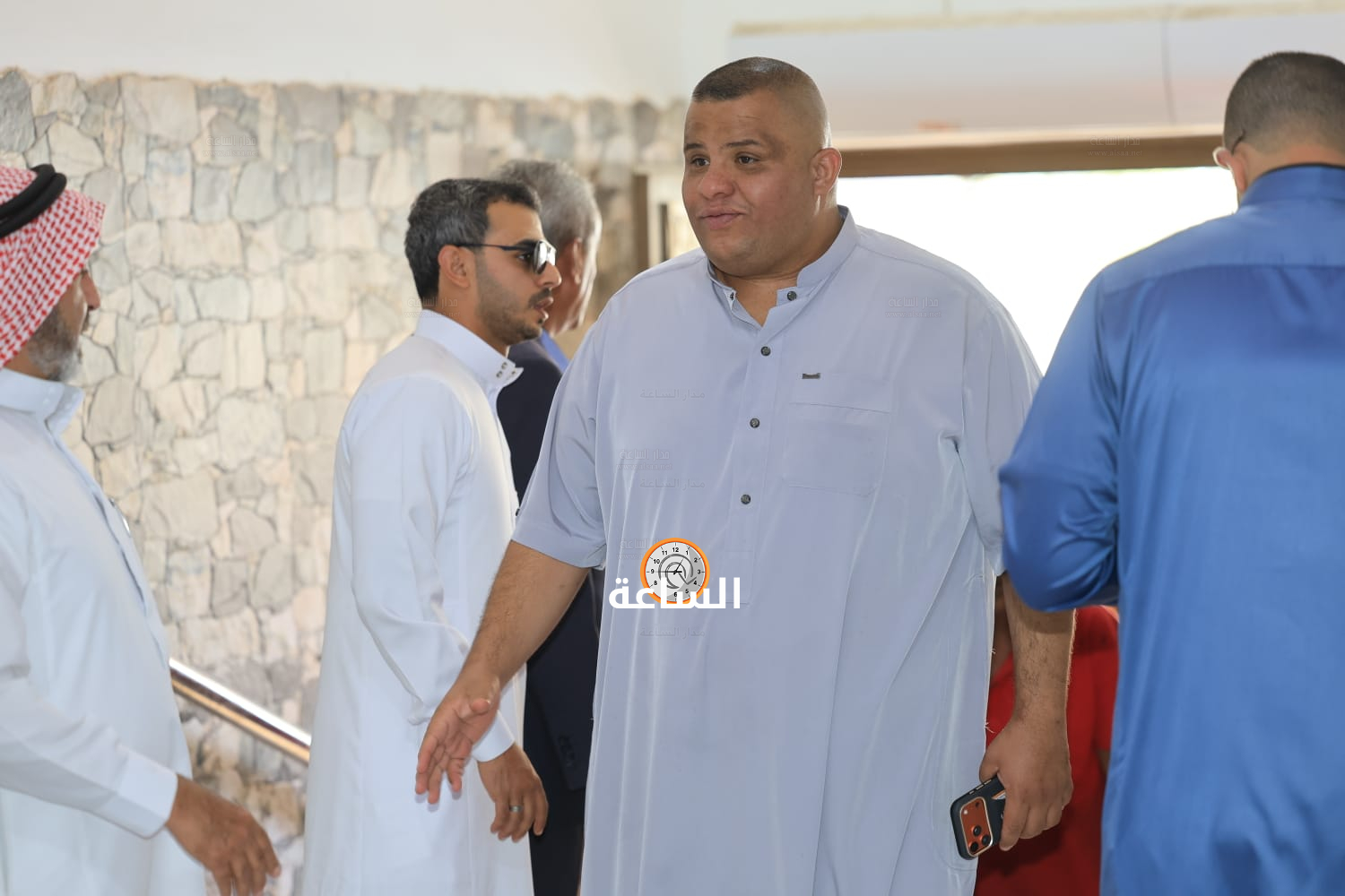 Madar Al-Saa Images 0.6438969287694433