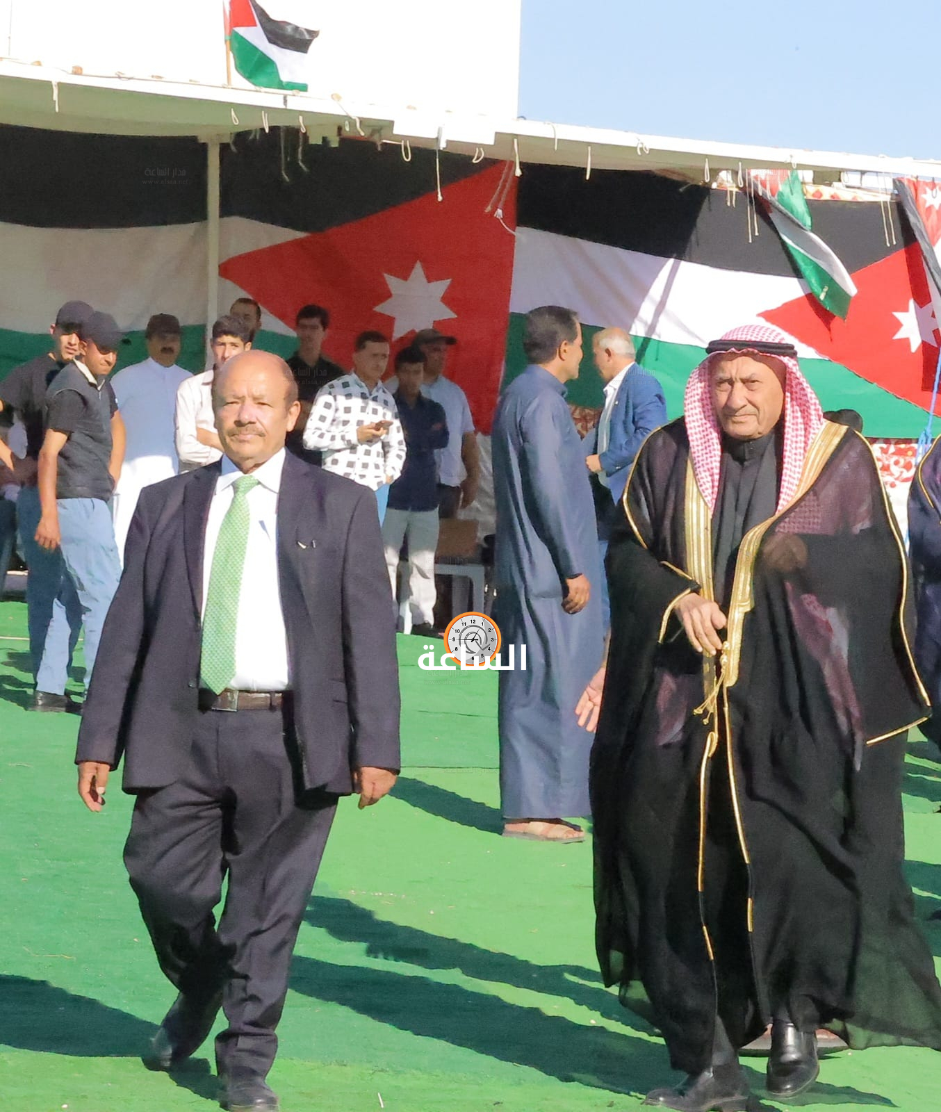 Madar Al-Saa Images 0.4665405866753871