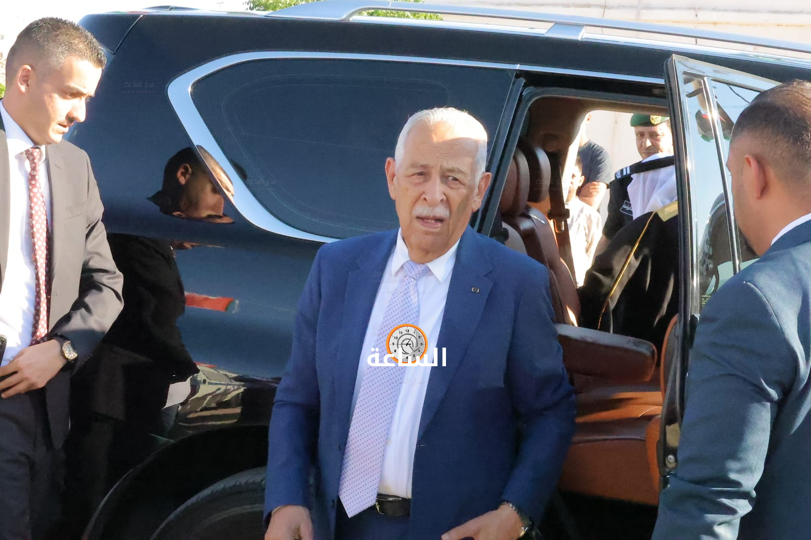 Madar Al-Saa Images 0.823915311564951