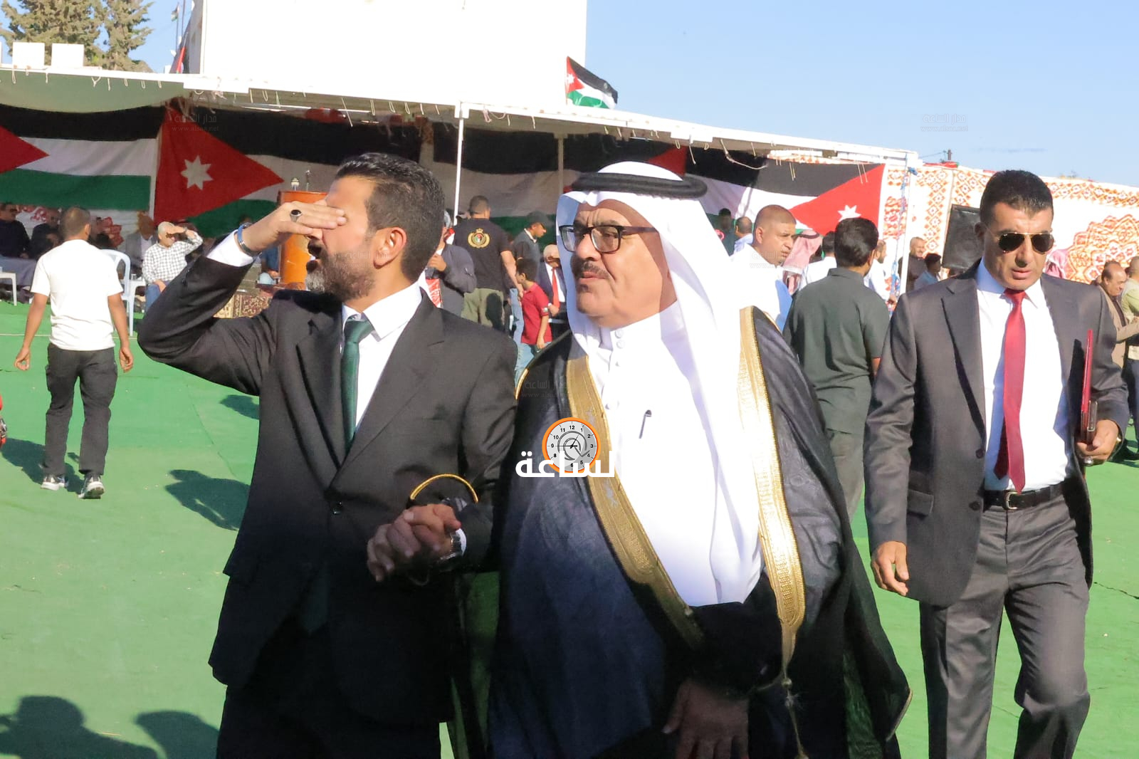 Madar Al-Saa Images 0.16093604040156395