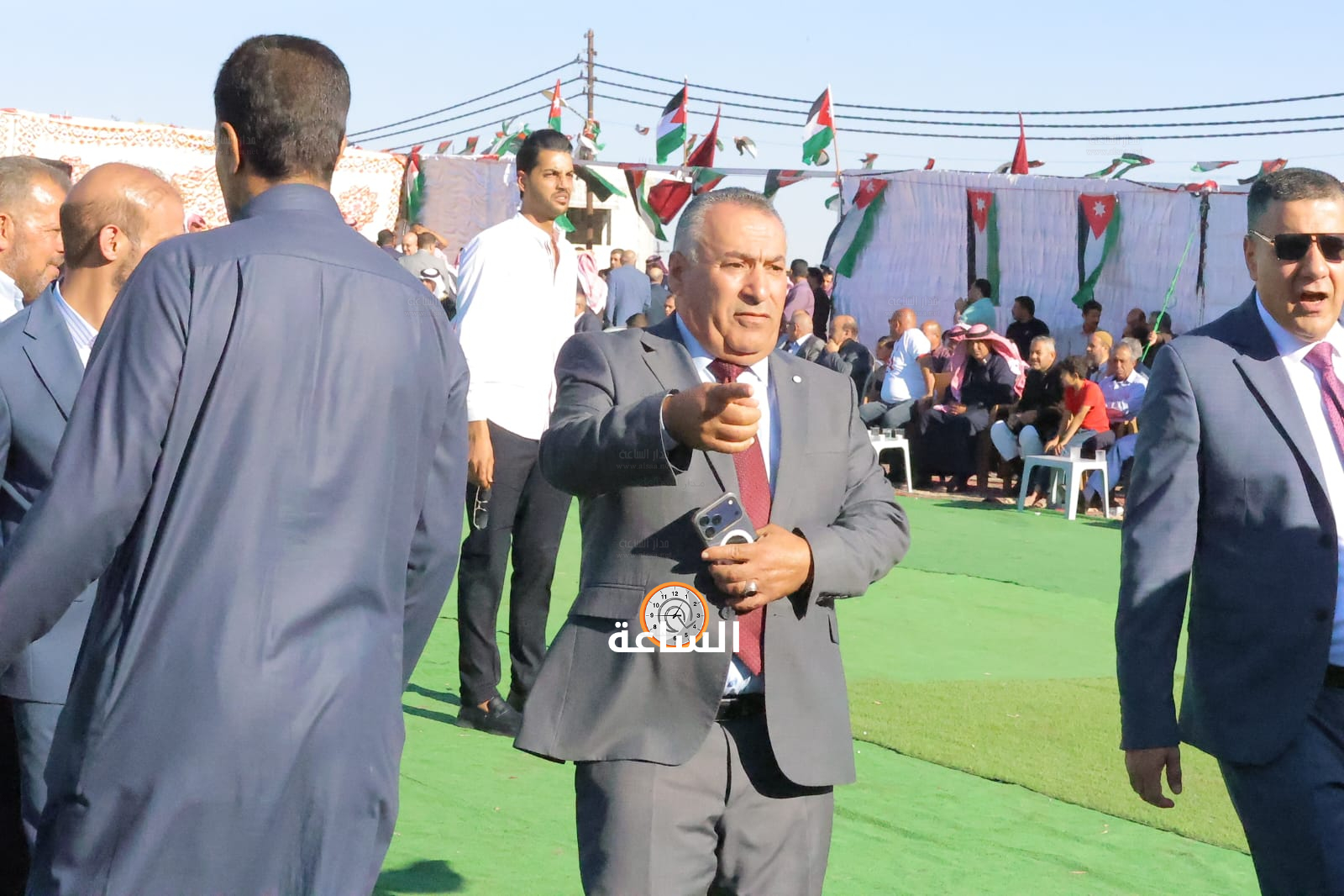 Madar Al-Saa Images 0.6004462634372347
