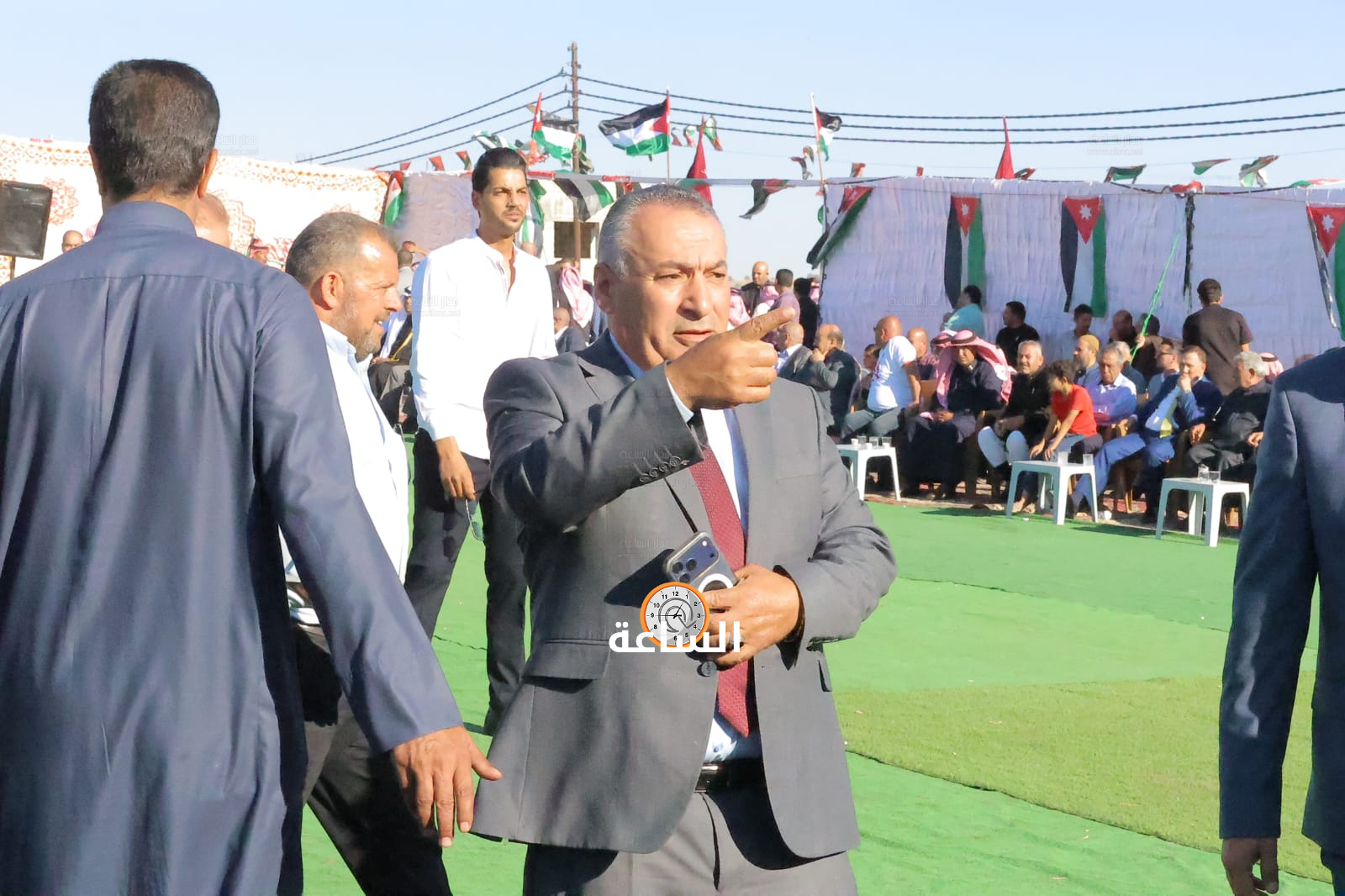 Madar Al-Saa Images 0.17316175194095917