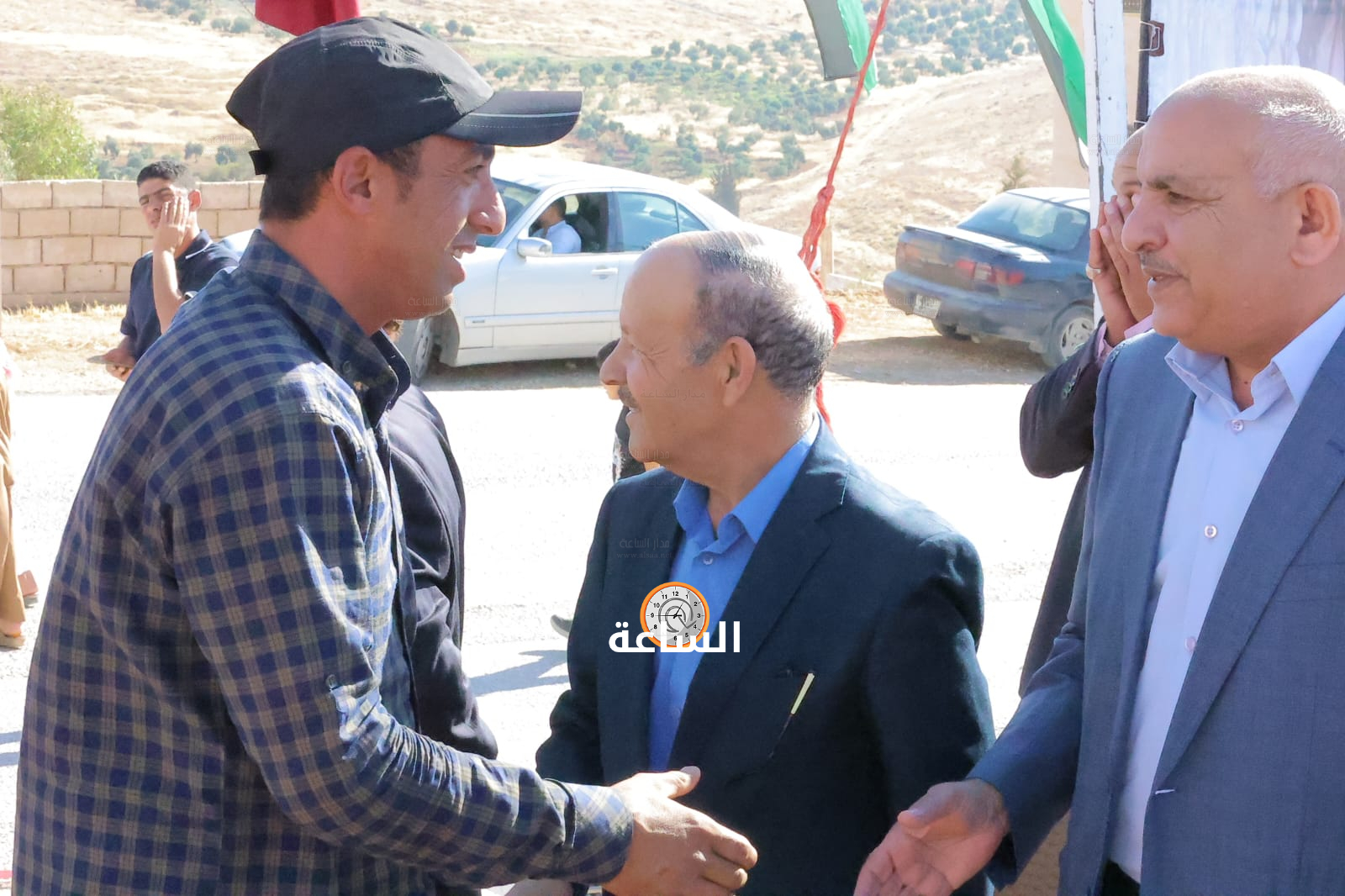 Madar Al-Saa Images 0.3411546174834894