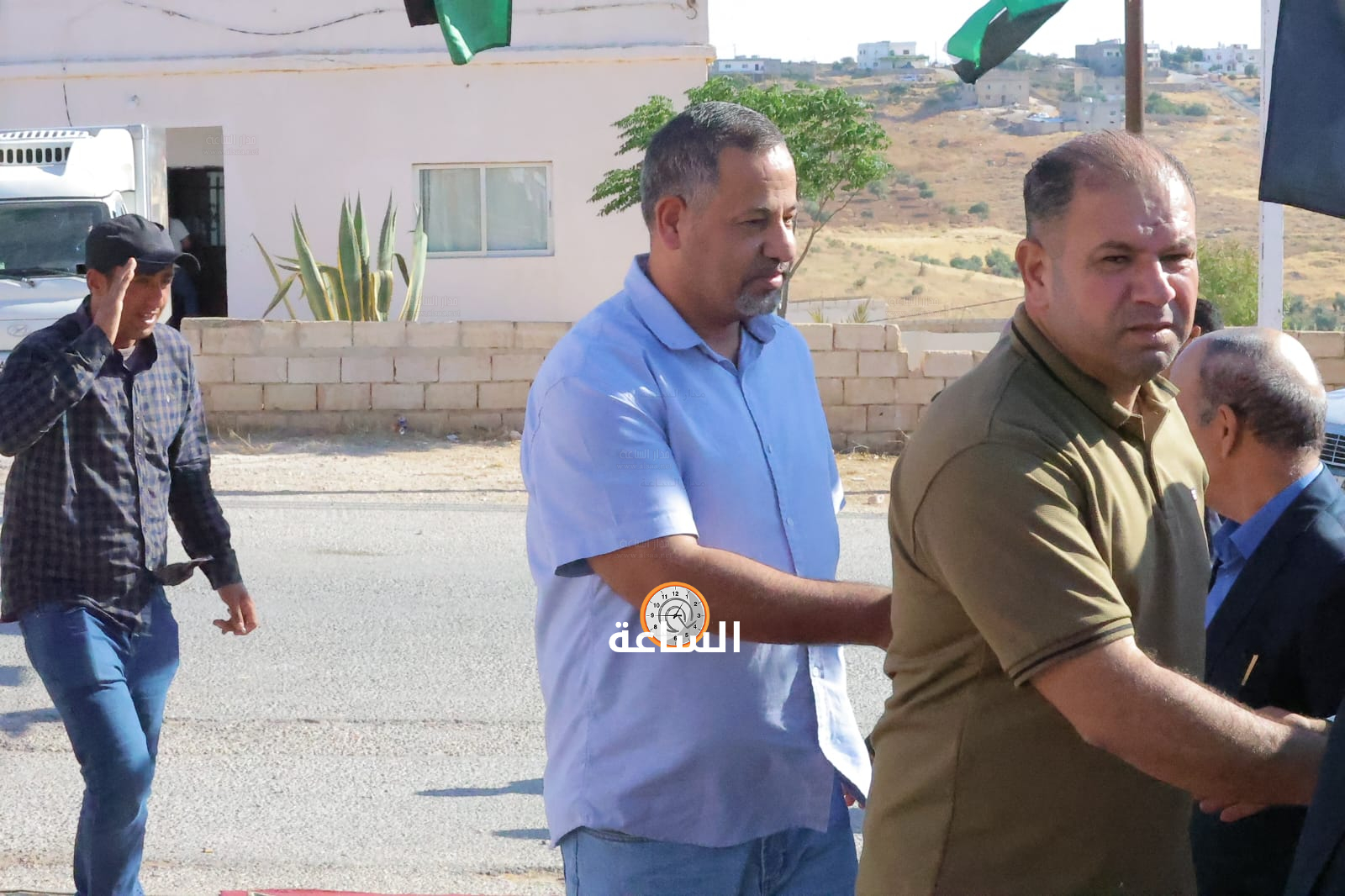 Madar Al-Saa Images 0.7834137124992551