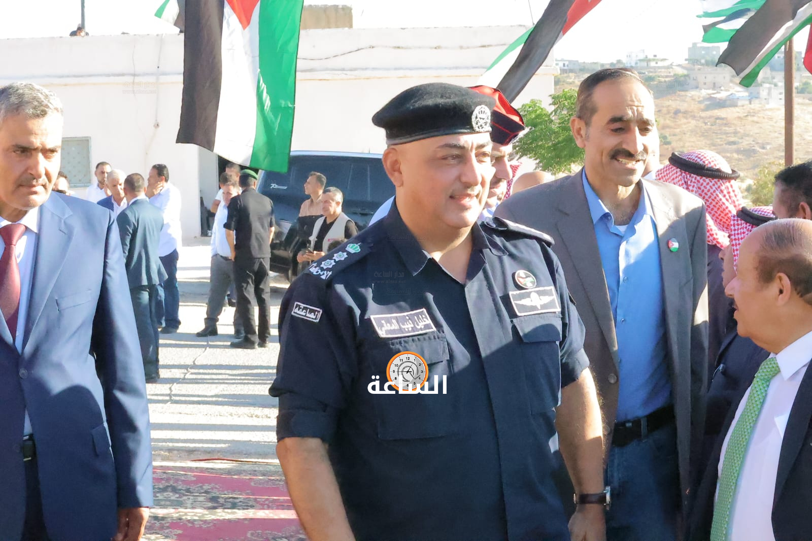 Madar Al-Saa Images 0.22059082412192177