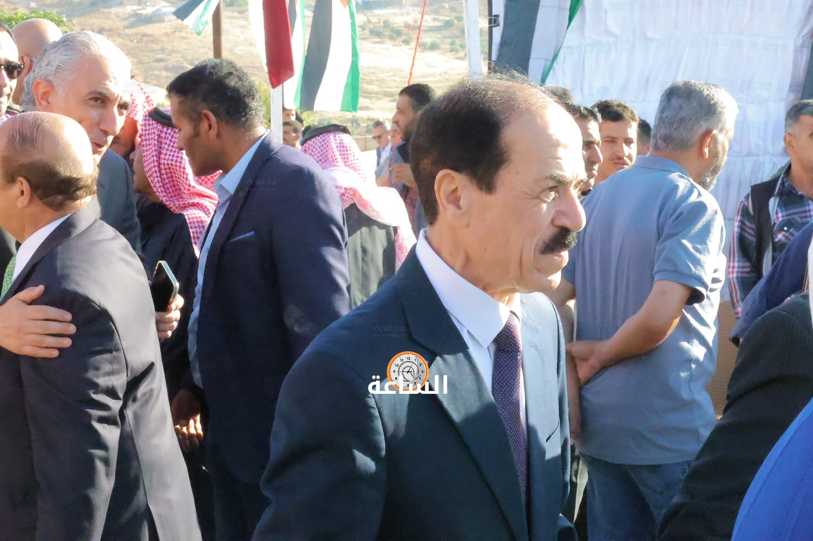 Madar Al-Saa Images 0.16144976322647364