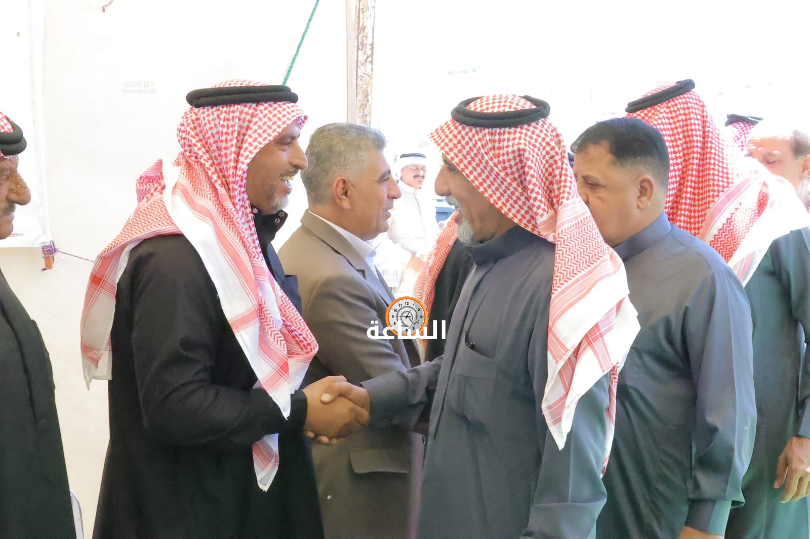 Madar Al-Saa Images 0.363190250317292