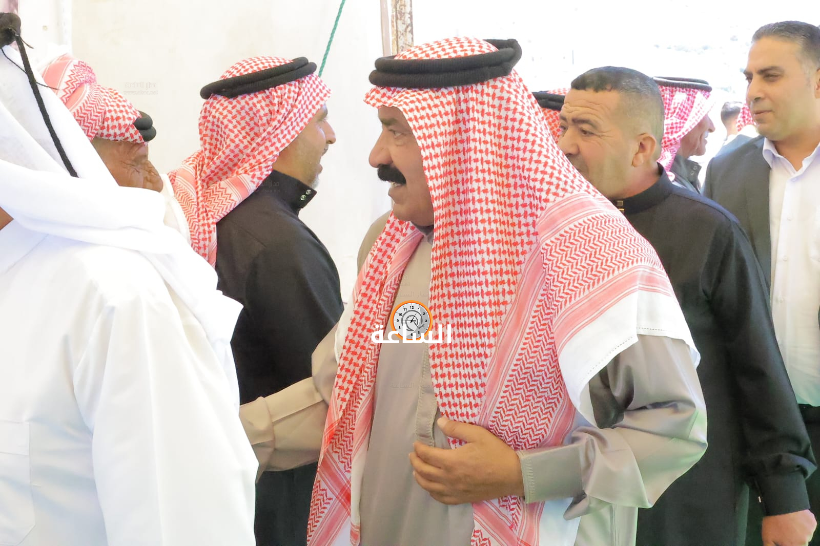 Madar Al-Saa Images 0.17880665610151247