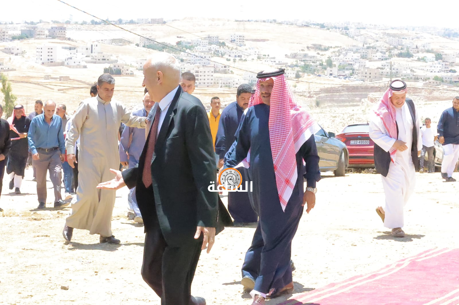 Madar Al-Saa Images 0.46088680401681725