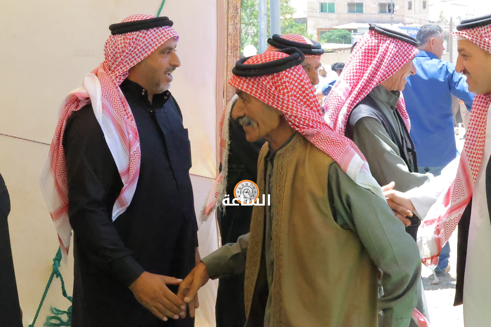 Madar Al-Saa Images 0.8679680783392687