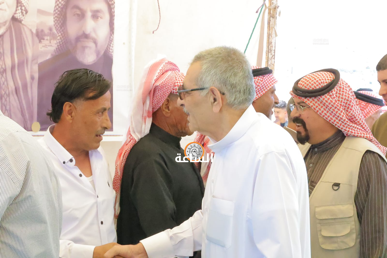 Madar Al-Saa Images 0.998552636887057
