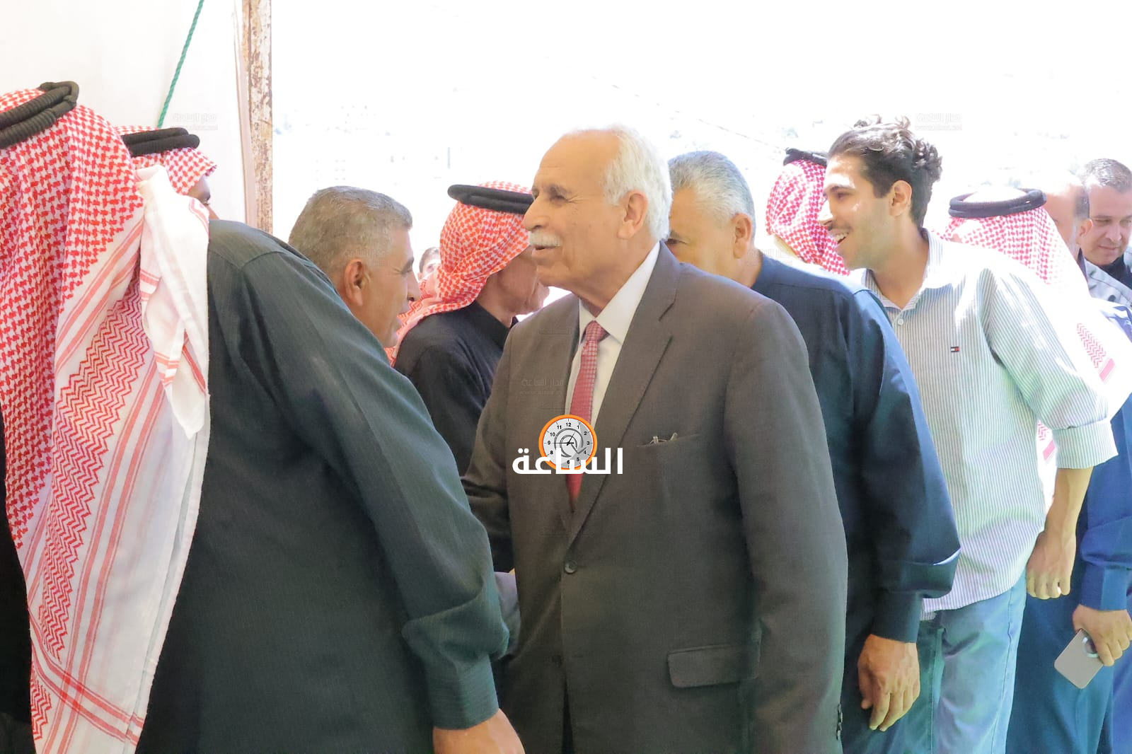 Madar Al-Saa Images 0.21543549087868186