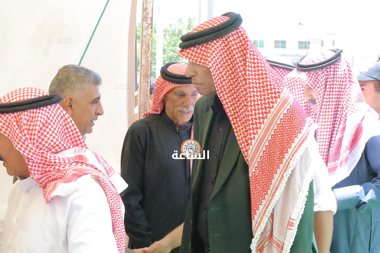 Madar Al-Saa Images 0.01999957735838609