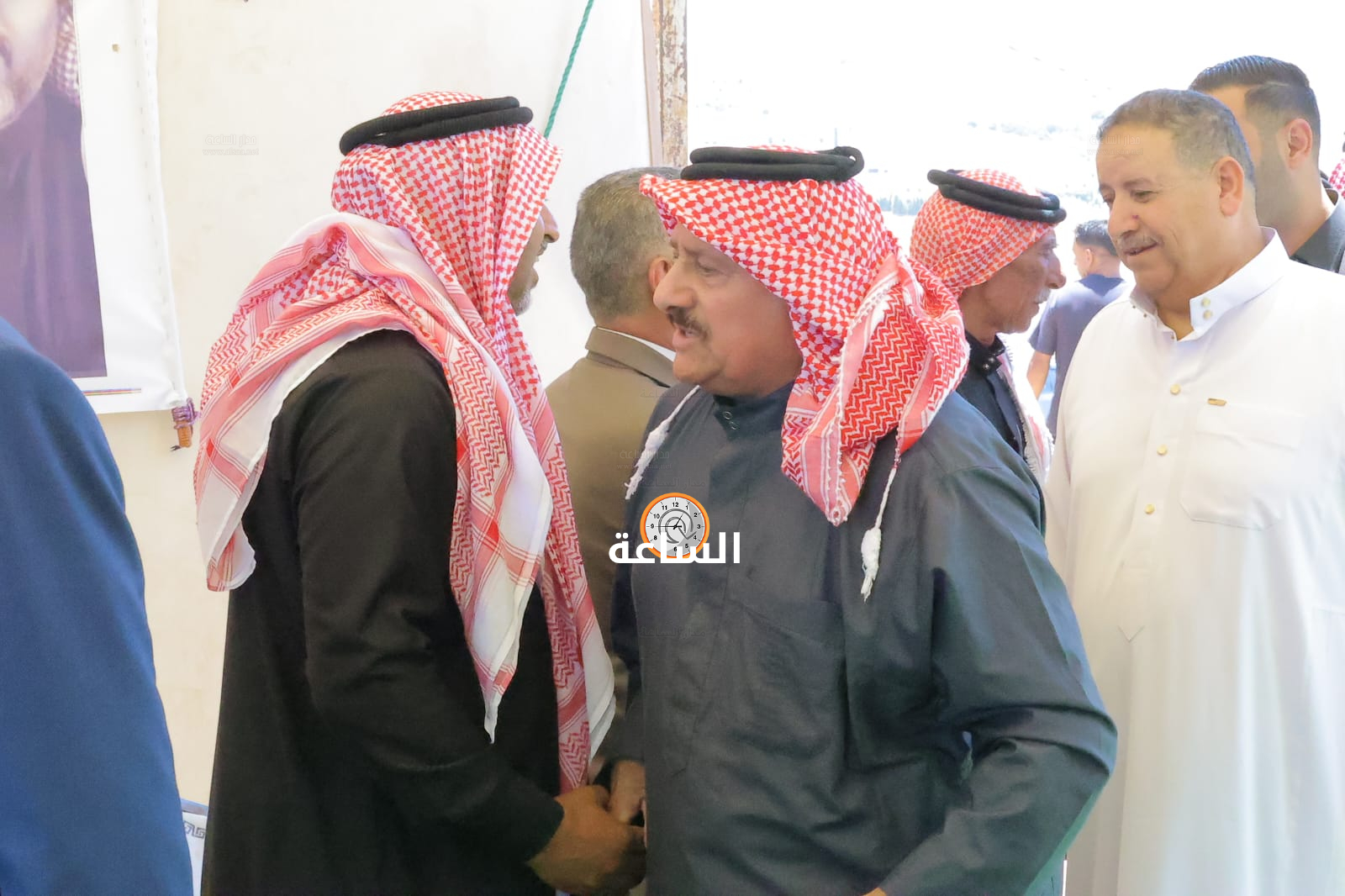 Madar Al-Saa Images 0.21596489237938343