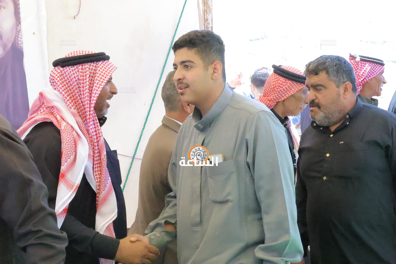 Madar Al-Saa Images 0.8011706336183997