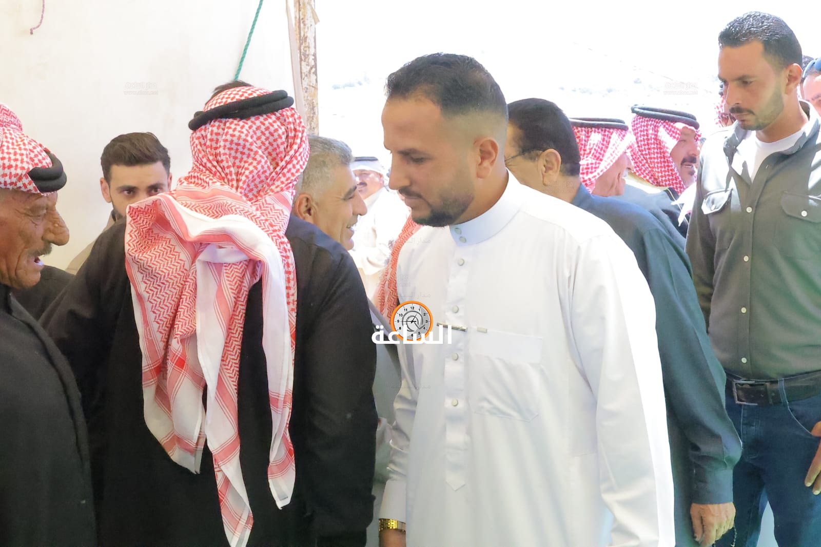 Madar Al-Saa Images 0.09868593073448917
